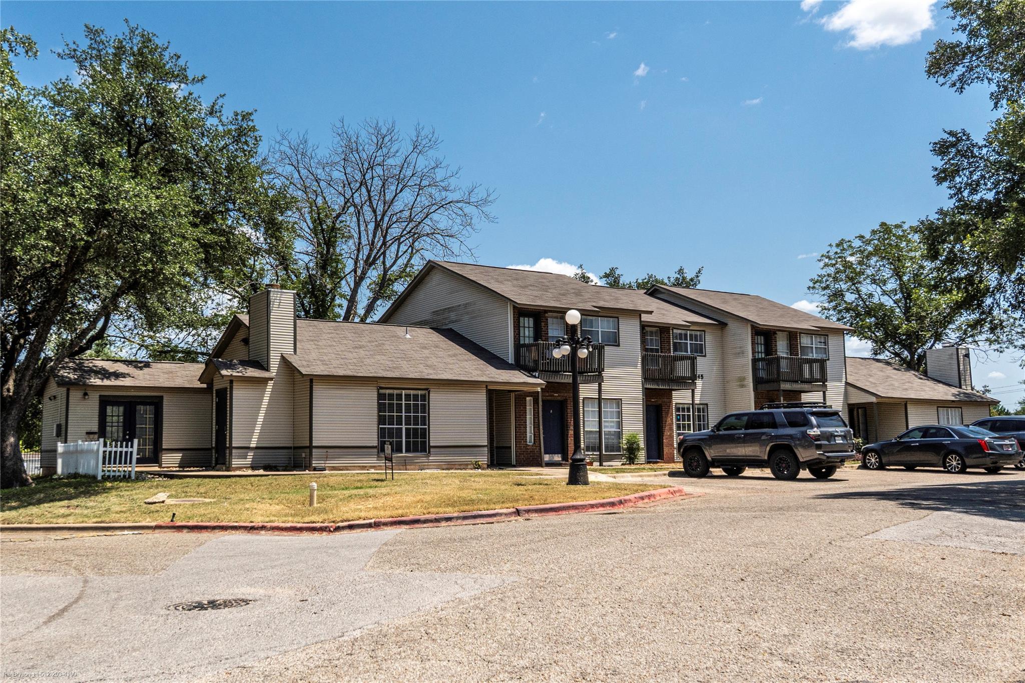 1845 River Crossing Cir # C, Austin, TX 78741