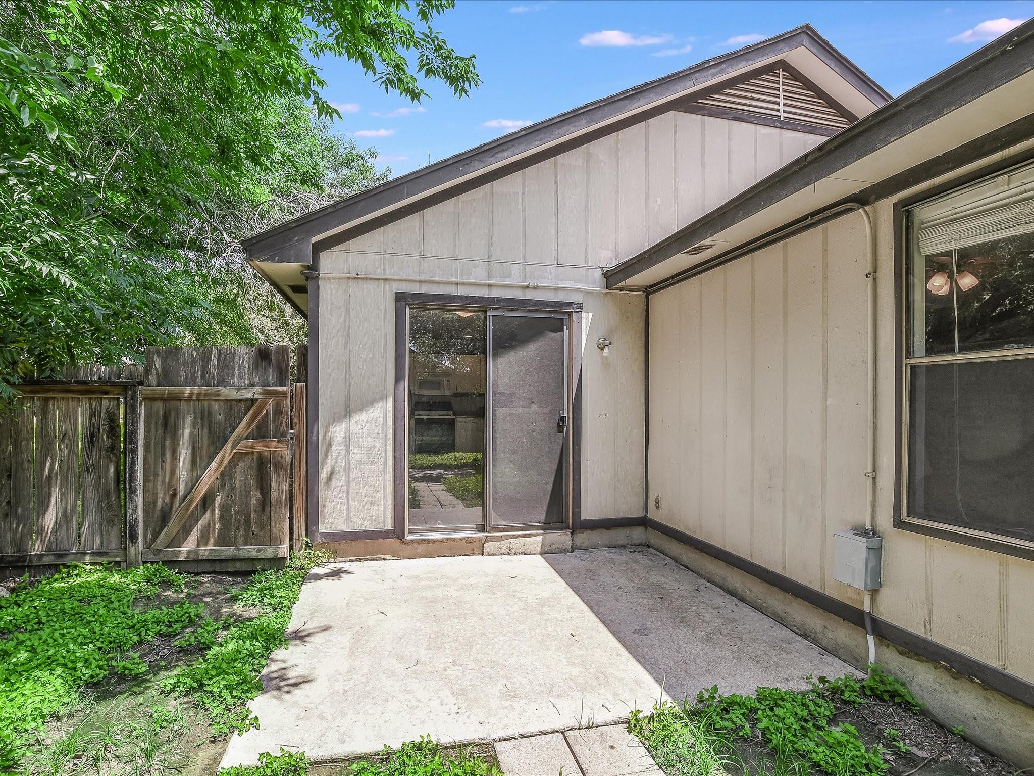 806 Sunny Ln, Cedar Park, TX 78613