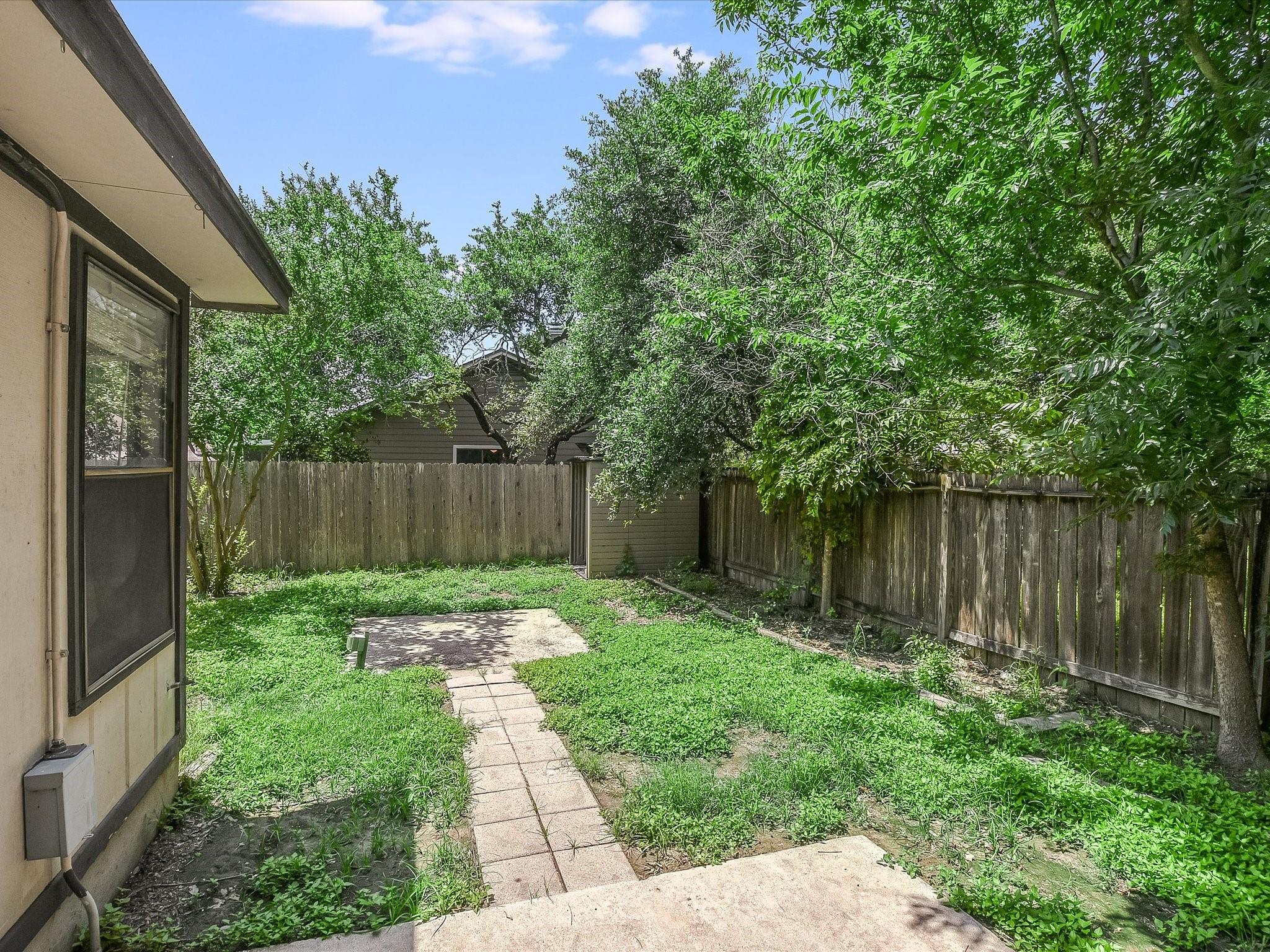 806 Sunny Ln, Cedar Park, TX 78613