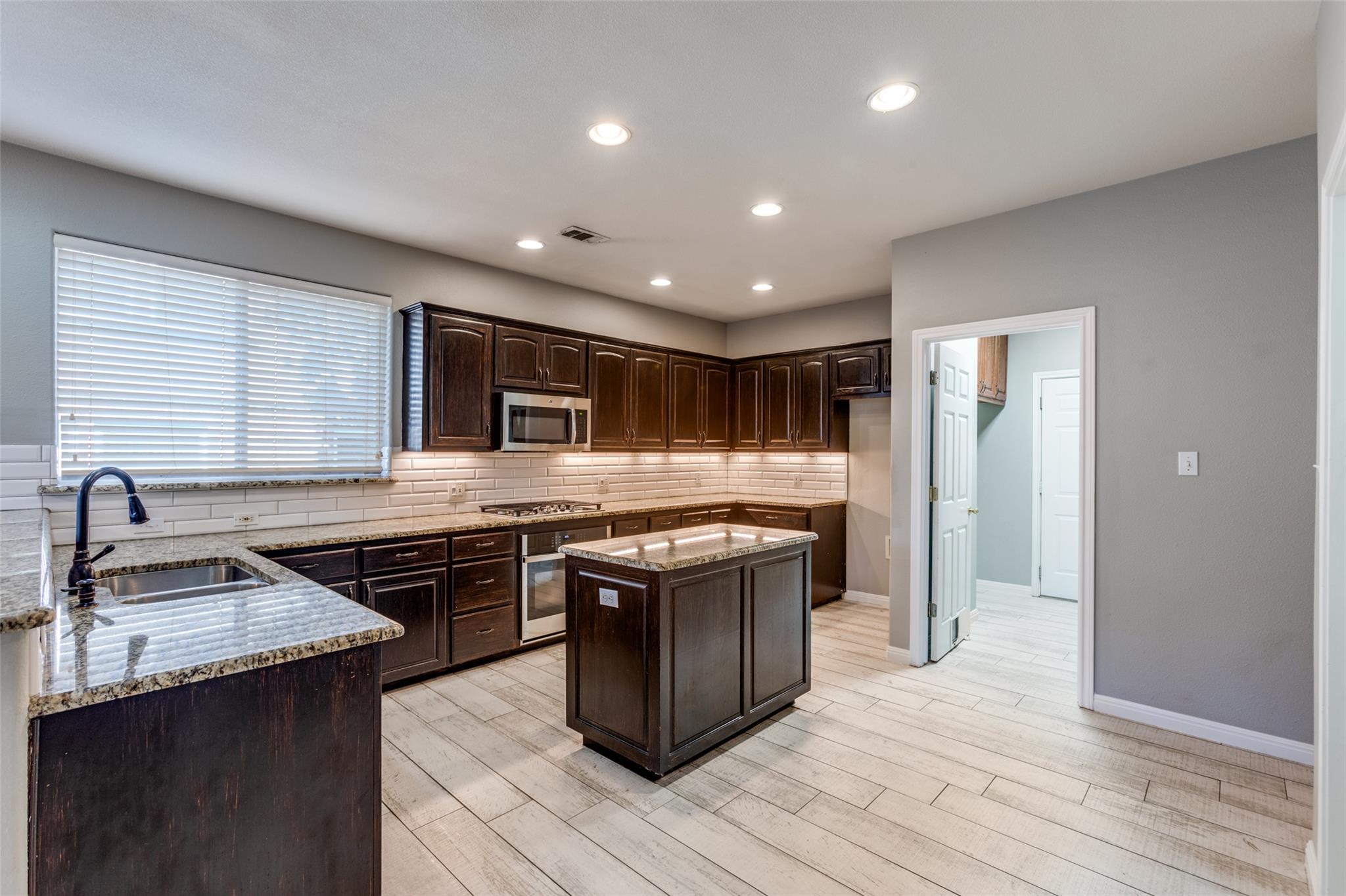 3729 Galena Hills Loop Loop, Round Rock, TX 78681