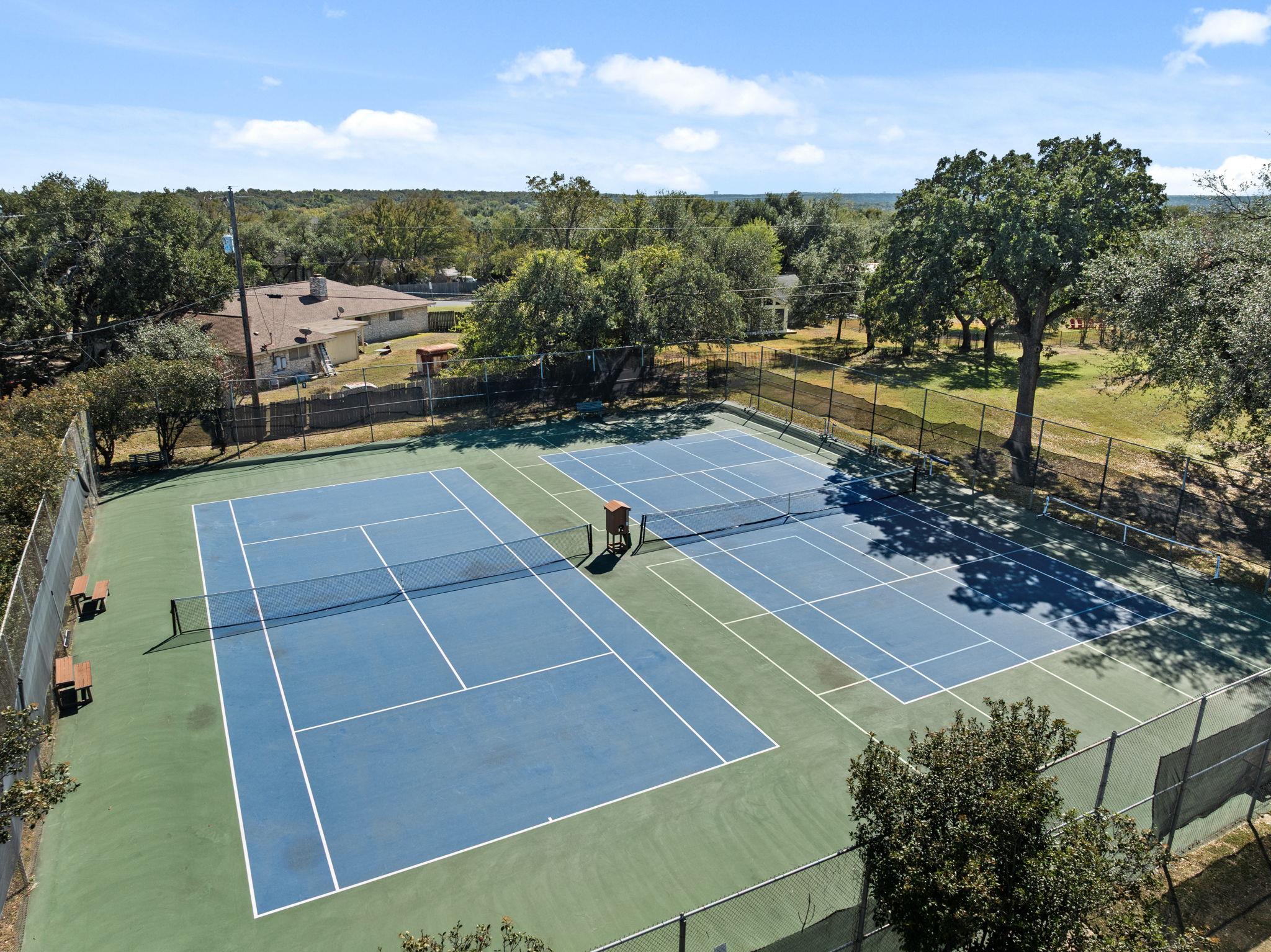 9109 Balcones Club Dr, Austin, TX 78750