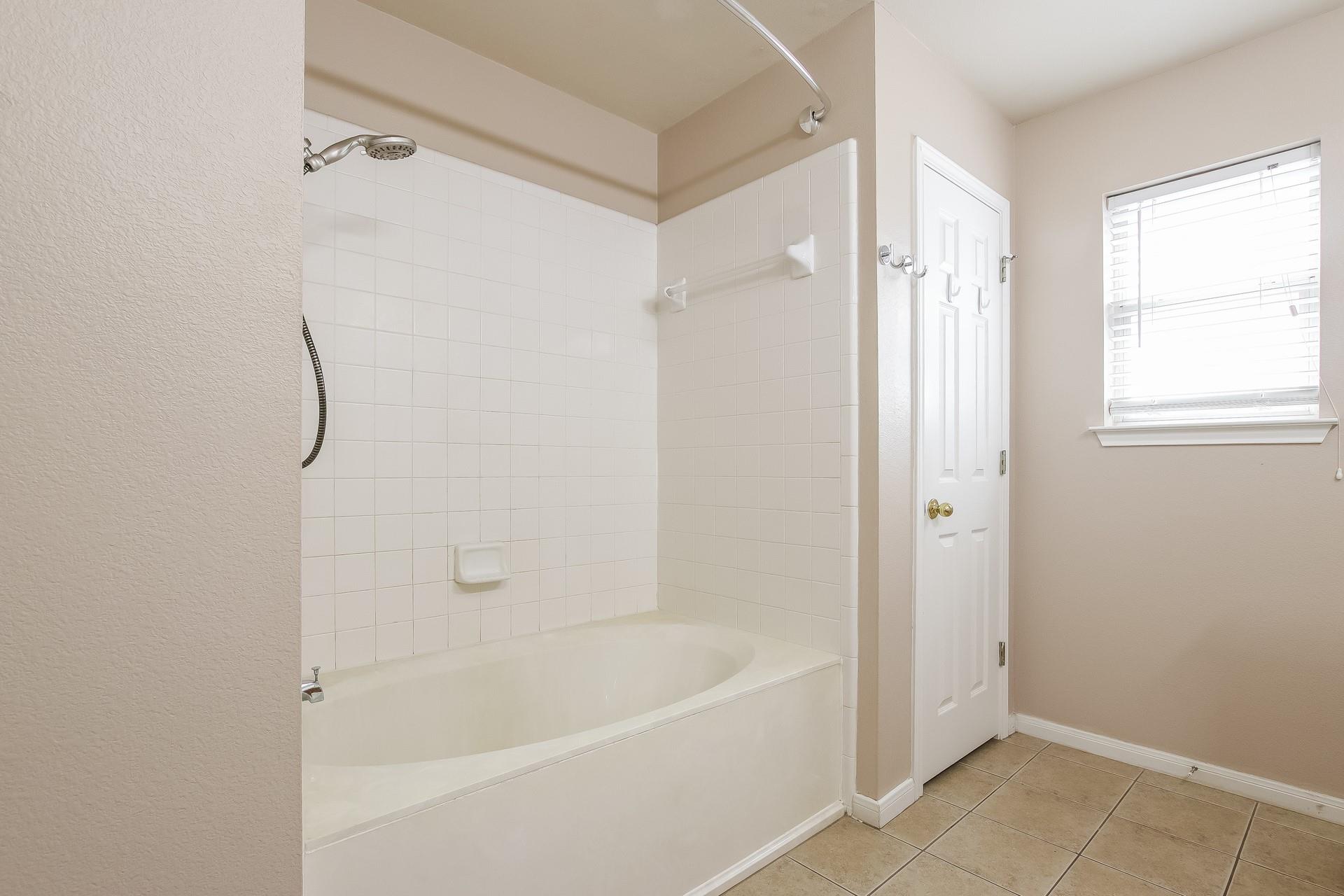 21304 Secretariat Ridge Ln, Pflugerville, TX 78660