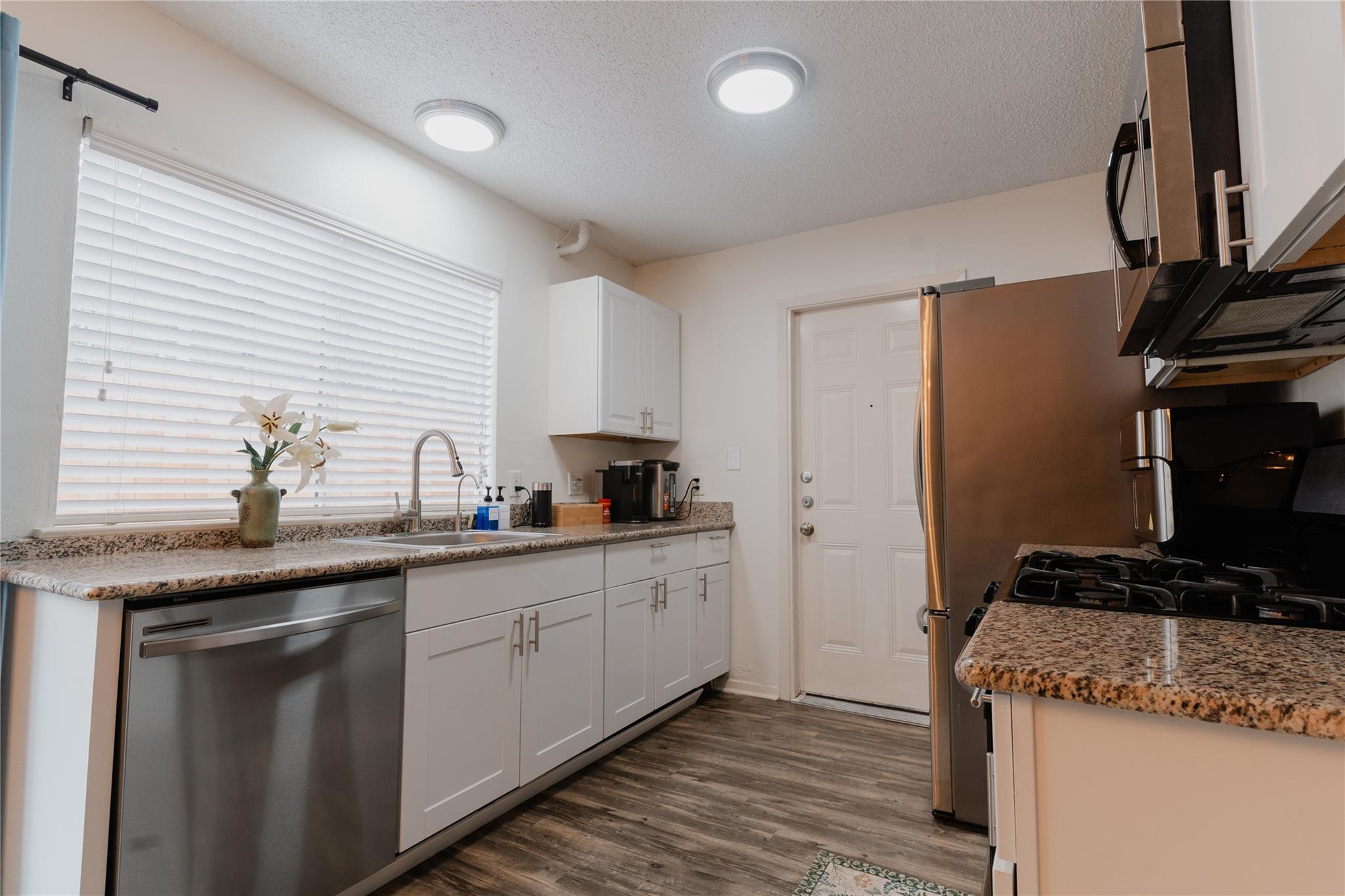 9011 Quail Valley Dr # B, Austin, TX 78758