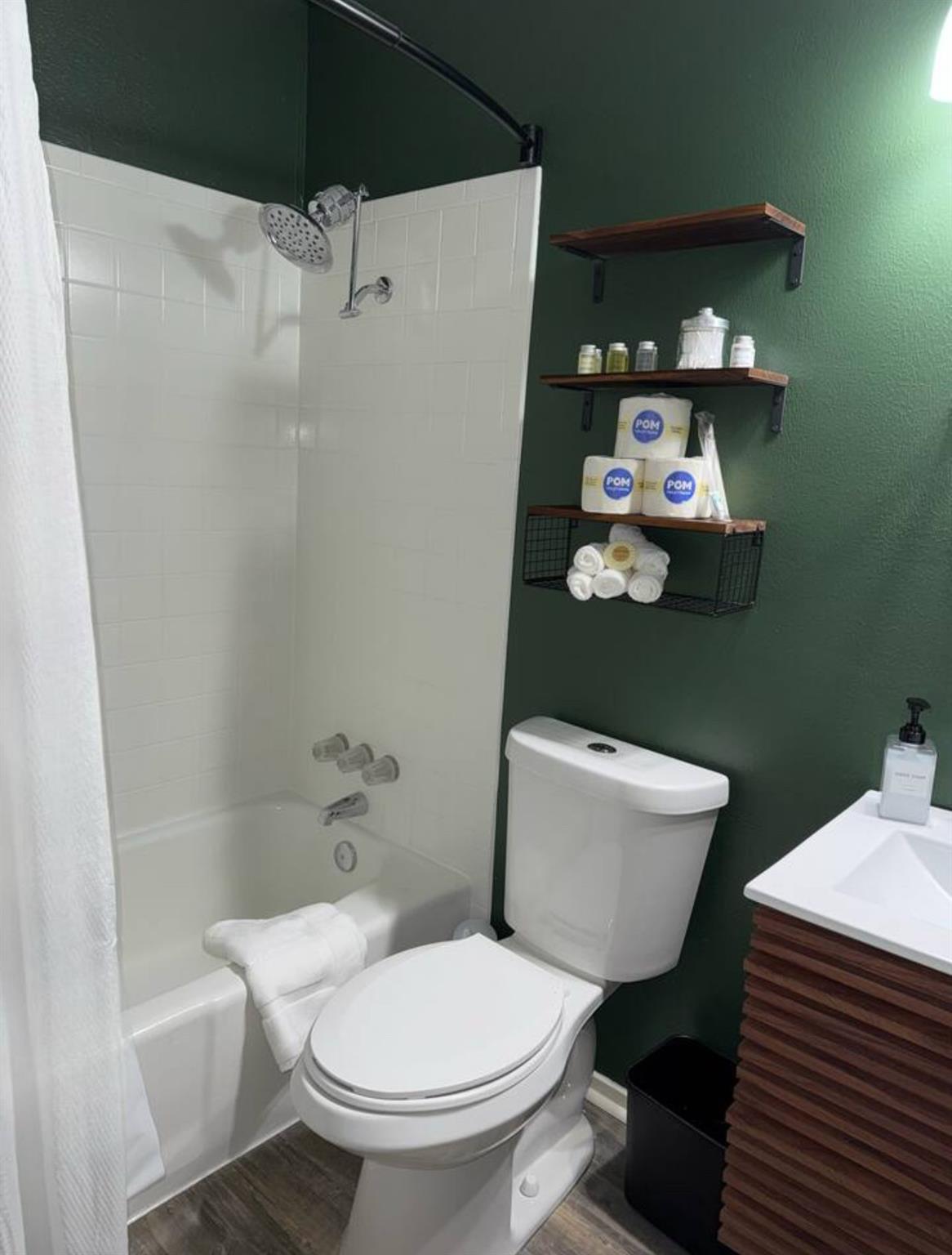 9011 Quail Valley Dr # B, Austin, TX 78758