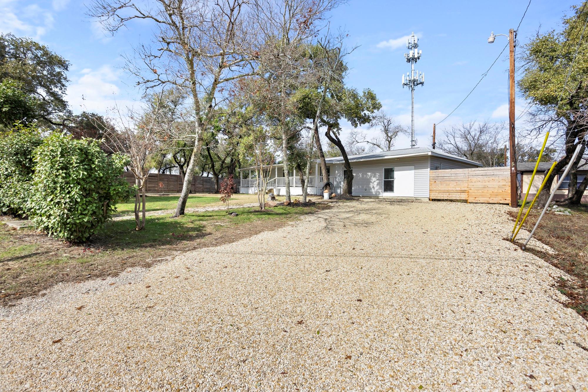 701 Bonita Verde Dr, Leander, TX 78641