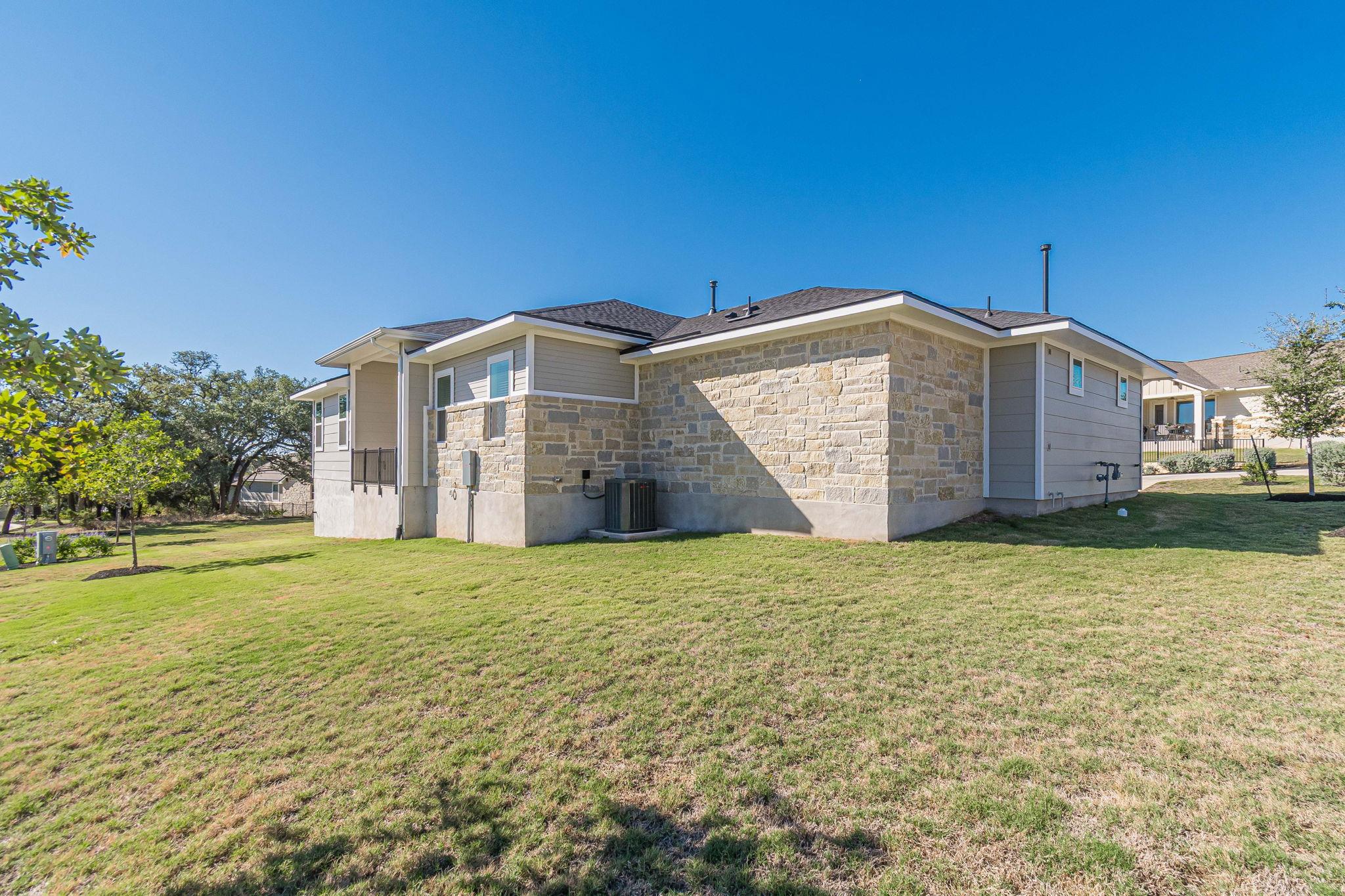 140 Surfside St # 101, San Marcos, TX 78666