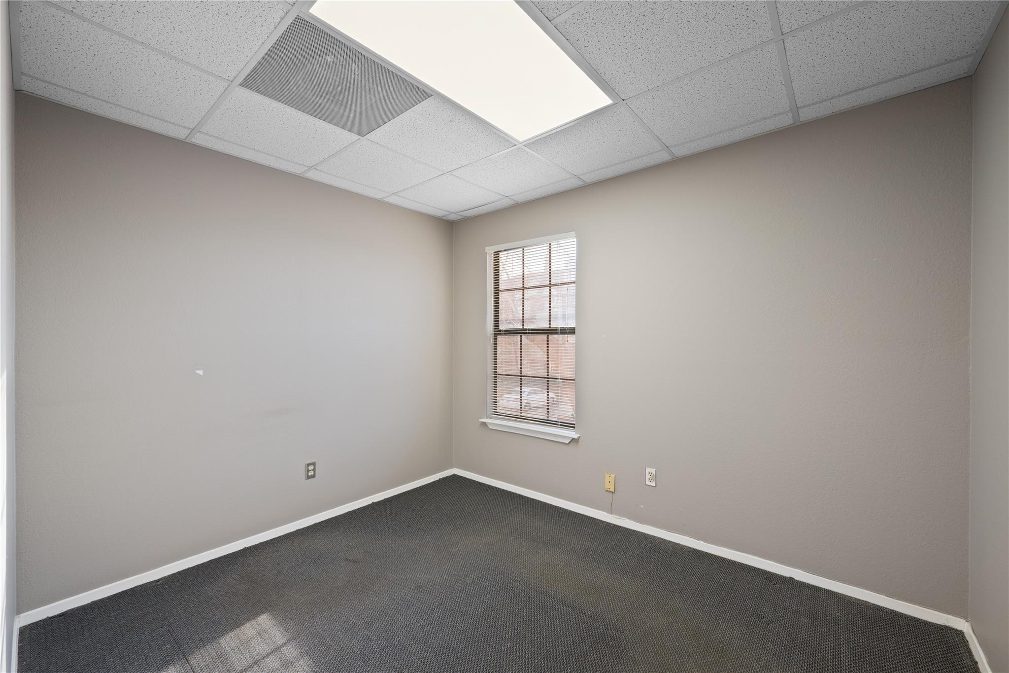 13740 N Highway 183 Dr # J5, Austin, TX 78750