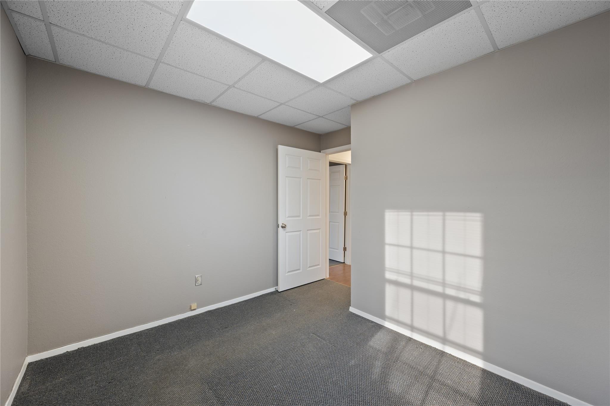 13740 N Highway 183 Dr # J5, Austin, TX 78750