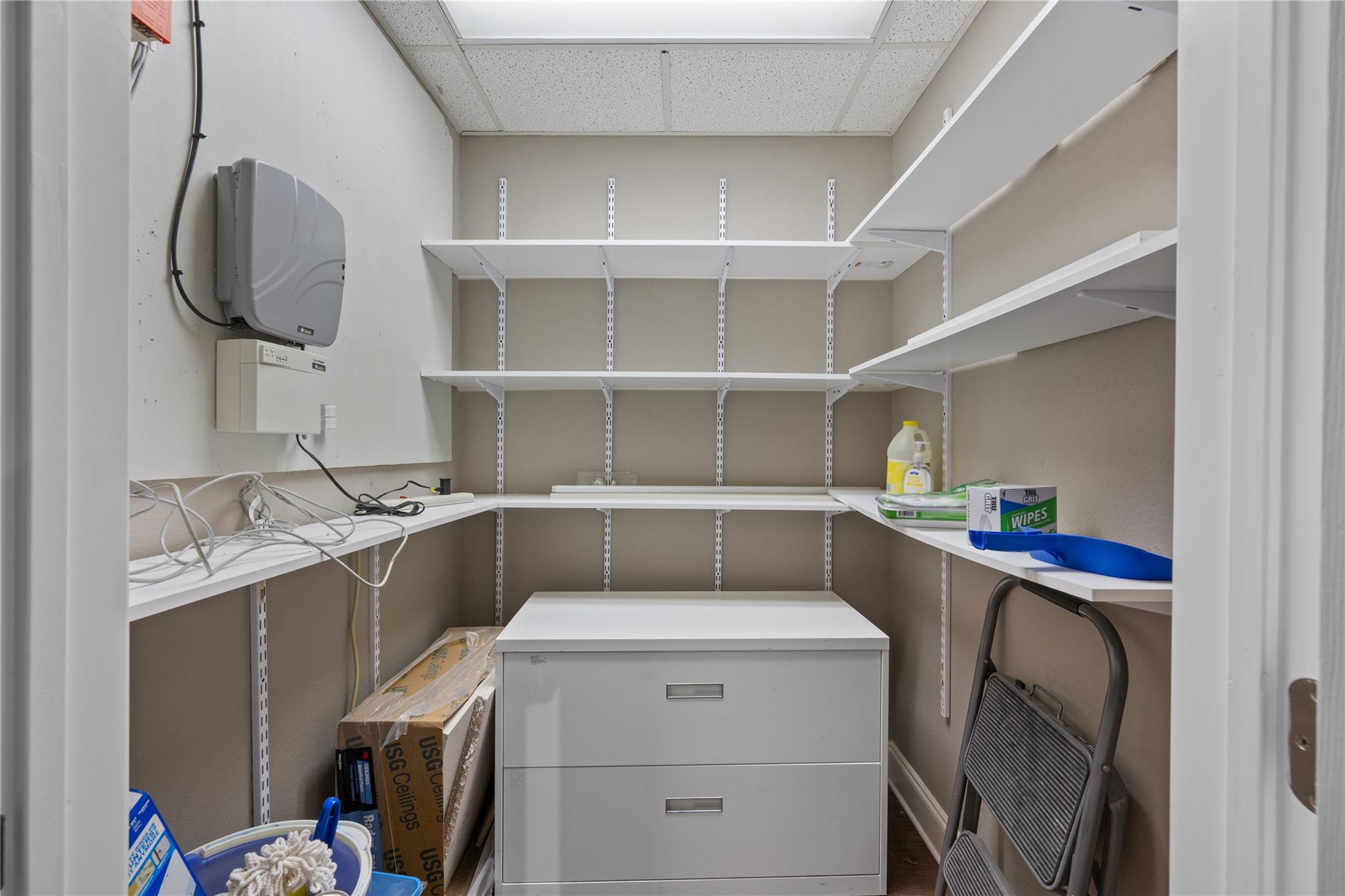 13740 N Highway 183 Dr # J5, Austin, TX 78750