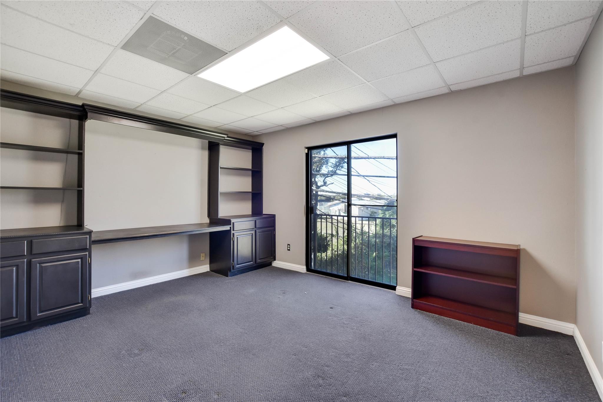 13740 N Highway 183 Dr # J5, Austin, TX 78750