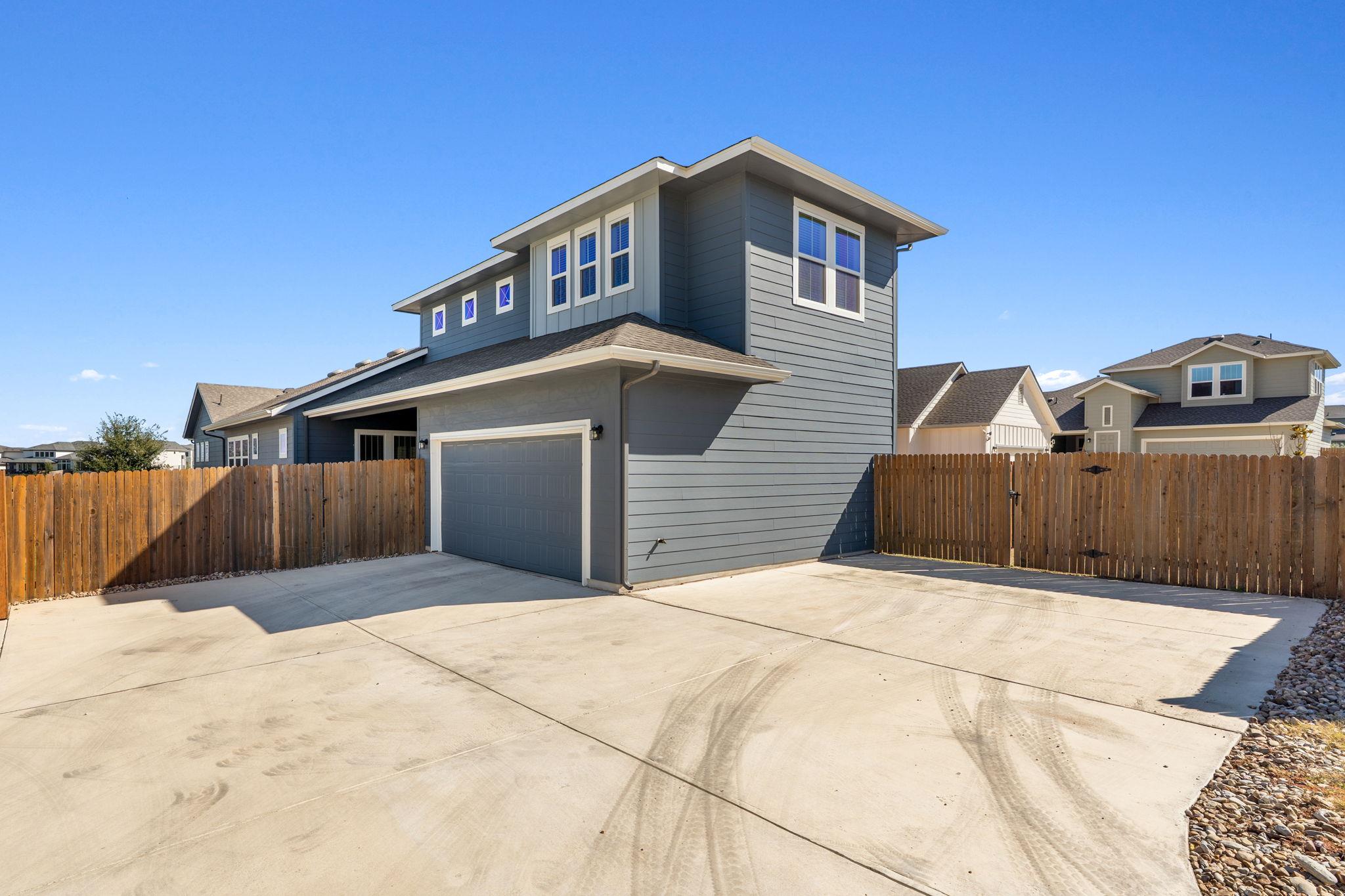 8704 Apogee Blvd, Austin, TX 78744