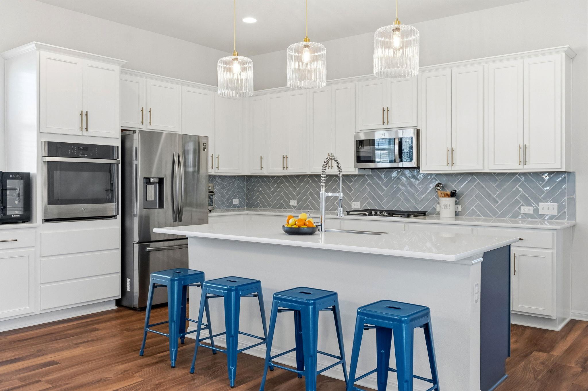 8704 Apogee Blvd, Austin, TX 78744