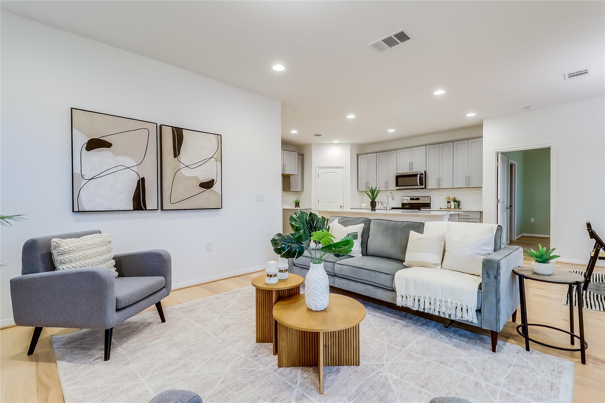 6408 Routenburn St, Austin, TX 78754