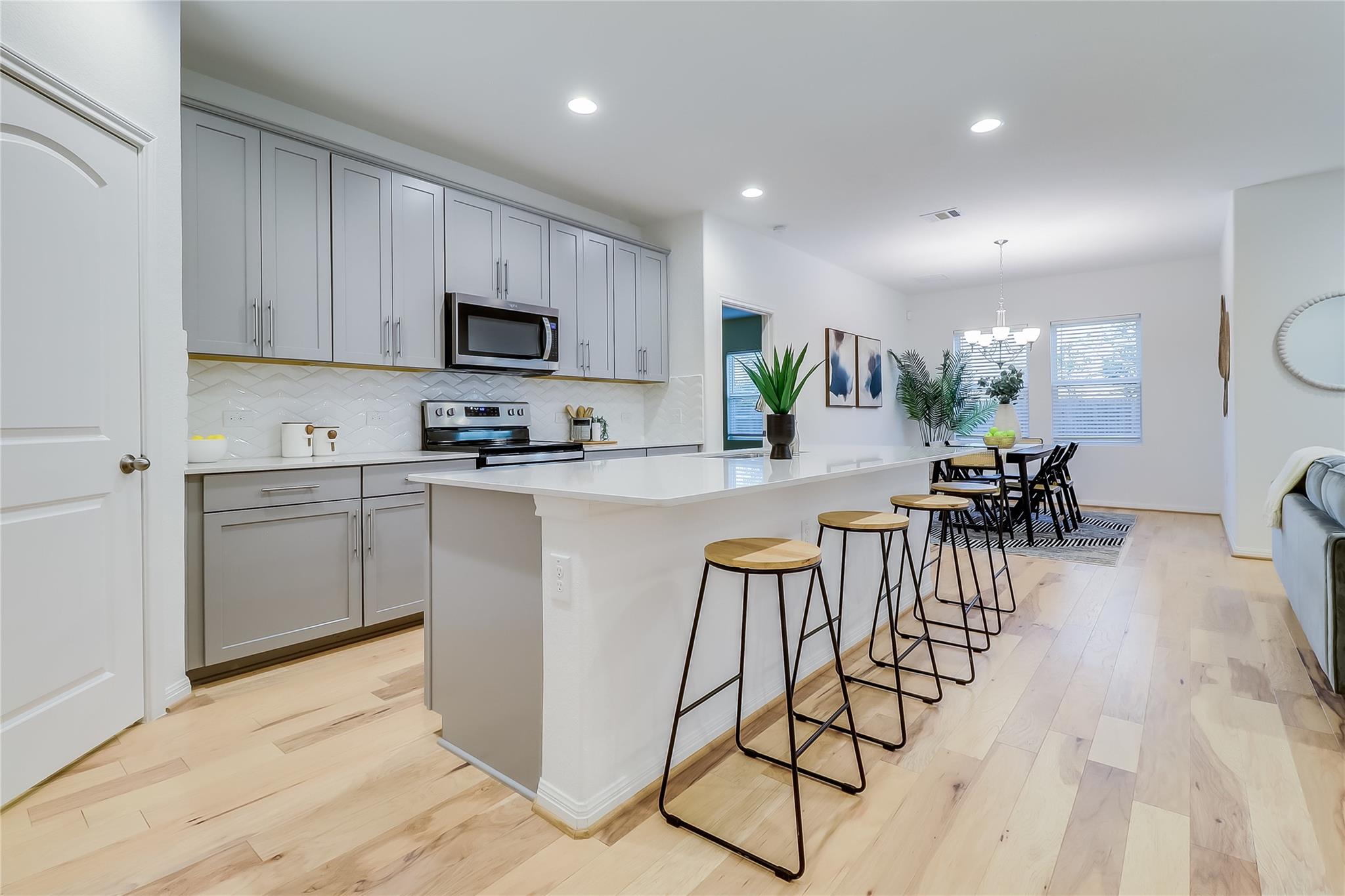 6408 Routenburn St, Austin, TX 78754