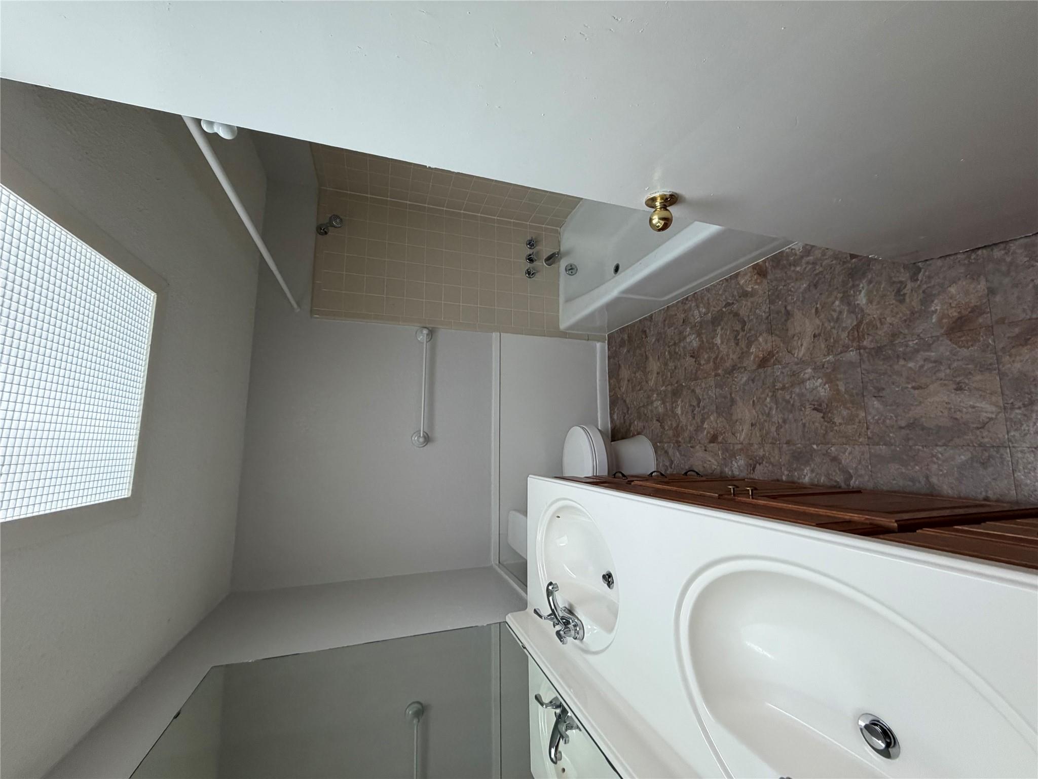 1725 Toomey Rd # 310, Austin, TX 78704