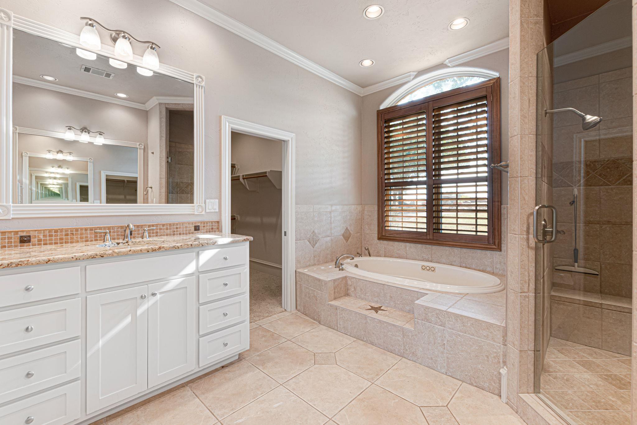 101 Up There, Horseshoe Bay, TX 78657