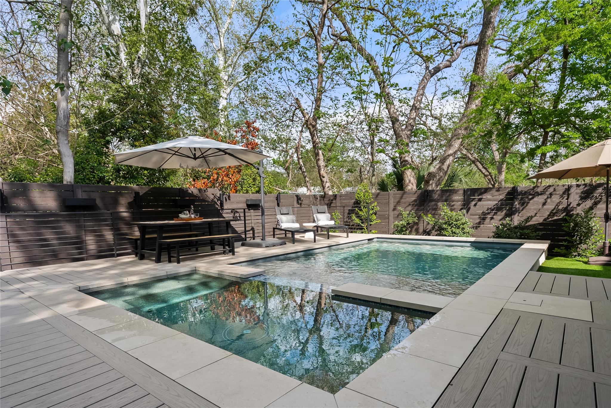 1706 Romeria Dr, Austin, TX 78757