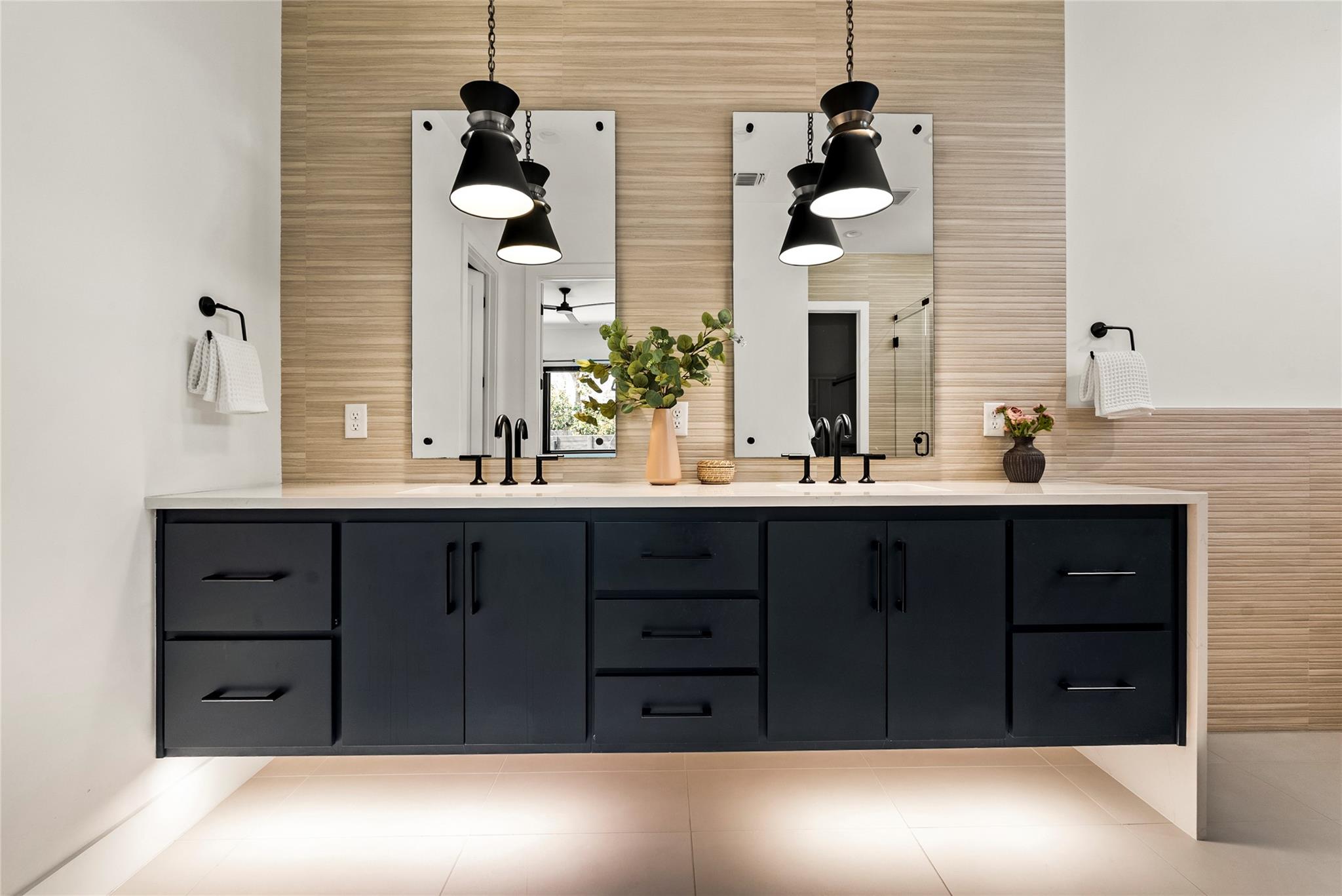 1706 Romeria Dr, Austin, TX 78757