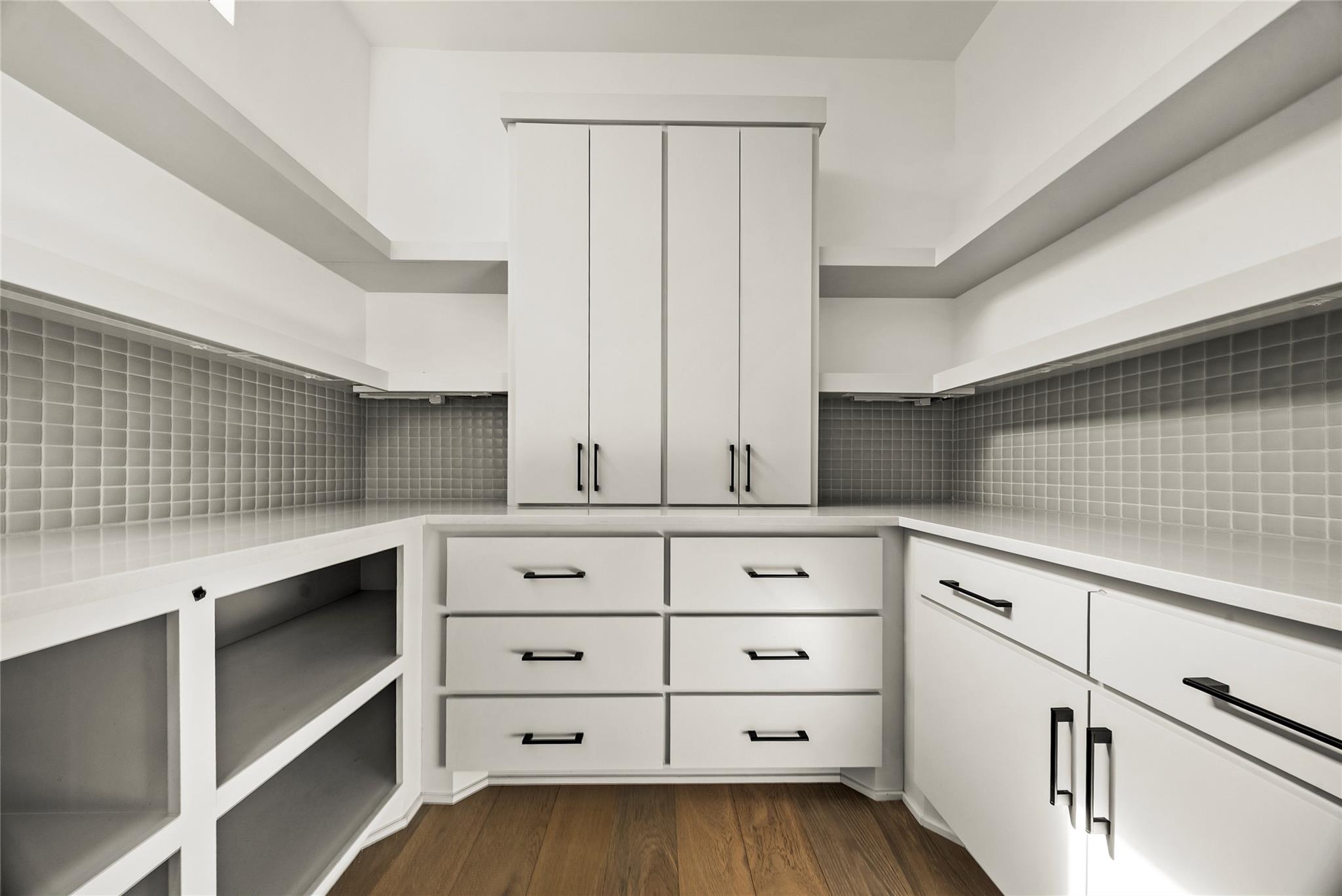 1706 Romeria Dr, Austin, TX 78757