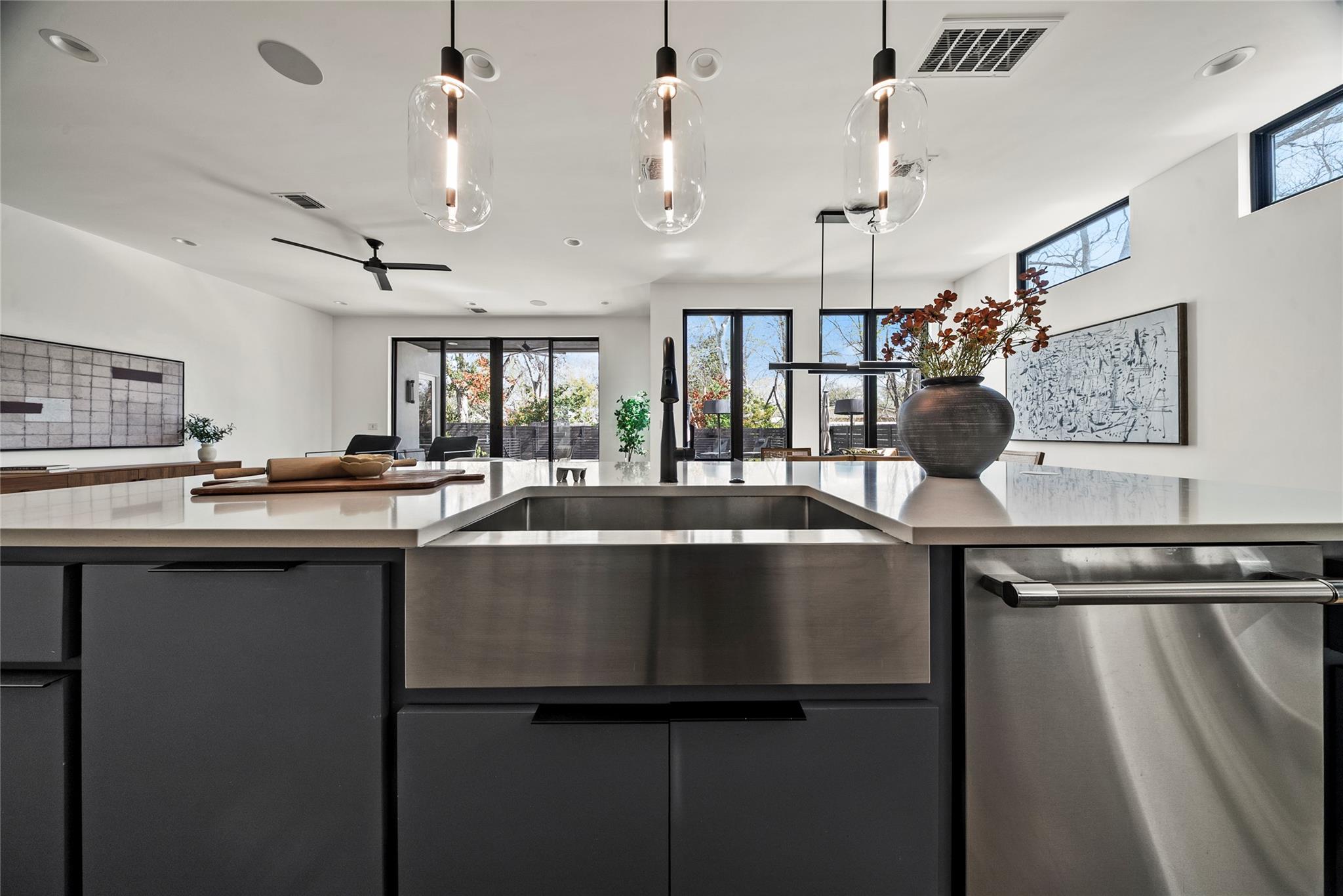 1706 Romeria Dr, Austin, TX 78757