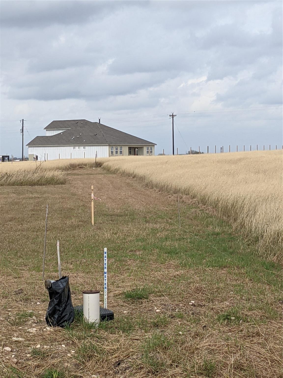 122 Juanita Ct, Del Valle, TX 78617