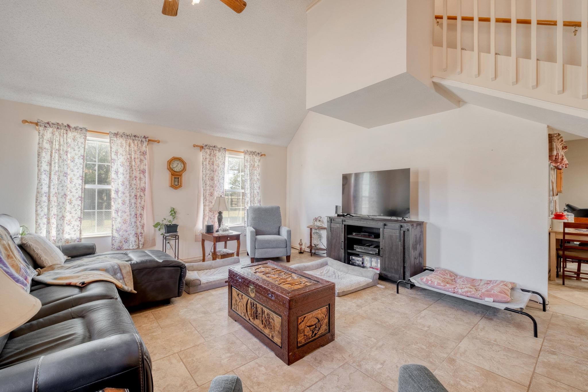 153 Pleasant Grove Rd, Elgin, TX 78621