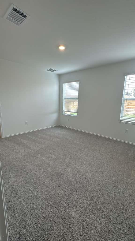 355 Keefer, Kyle, TX 78640