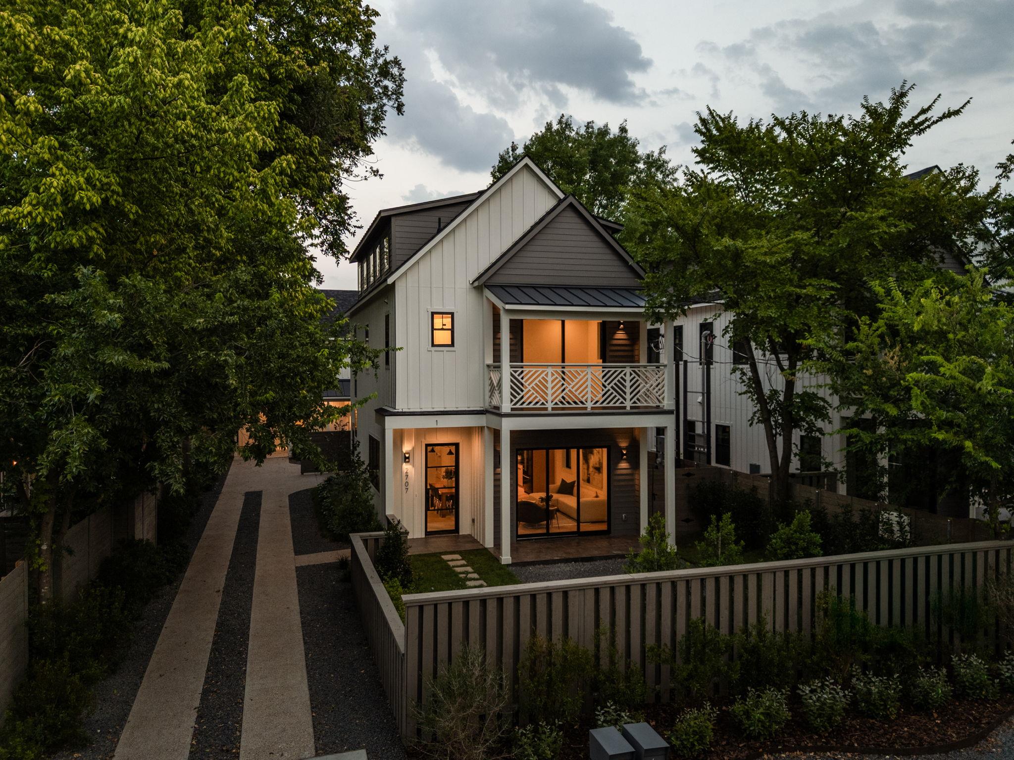 2707 Stacy Ln # 1, Austin, TX 78704