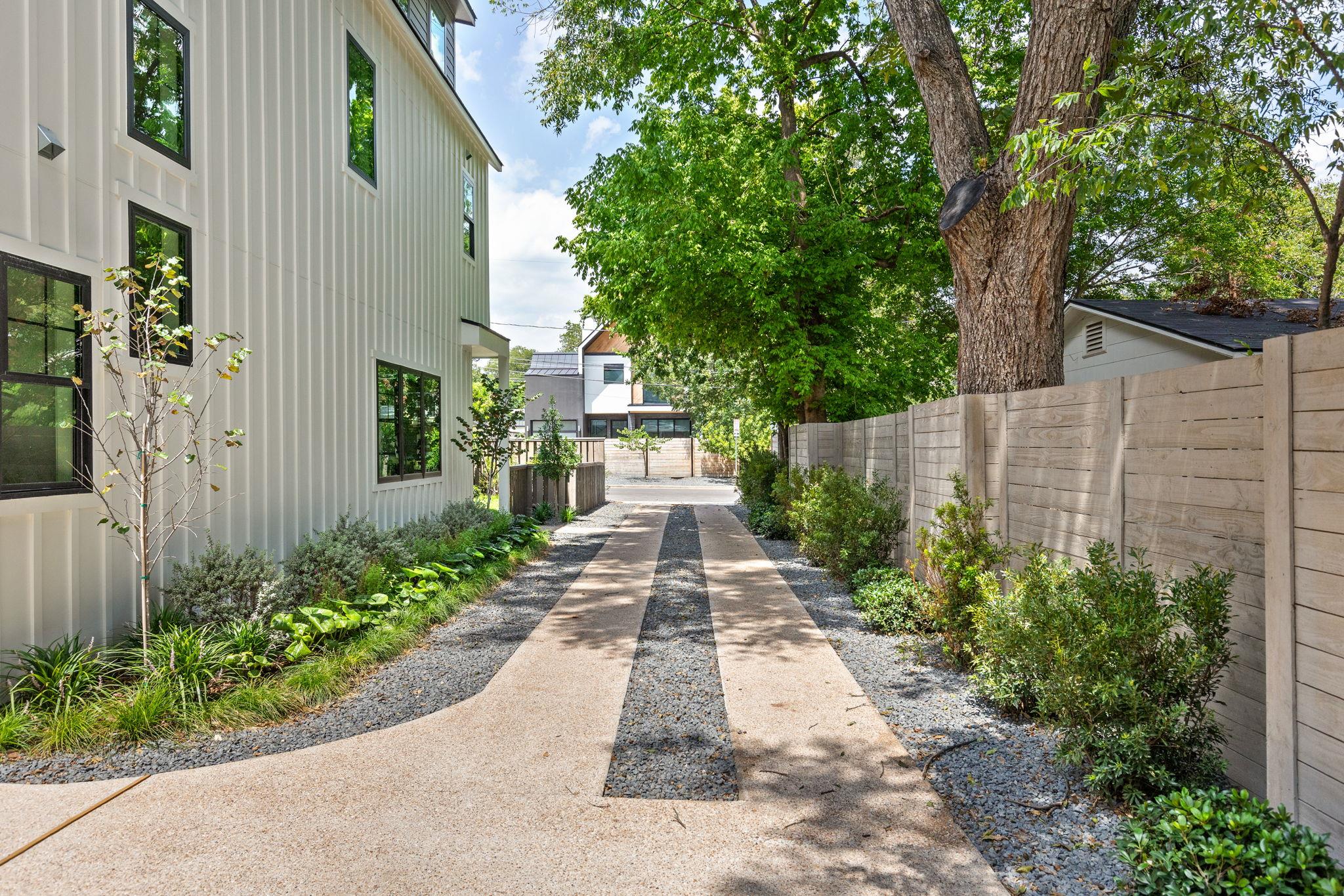 2707 Stacy Ln # 1, Austin, TX 78704