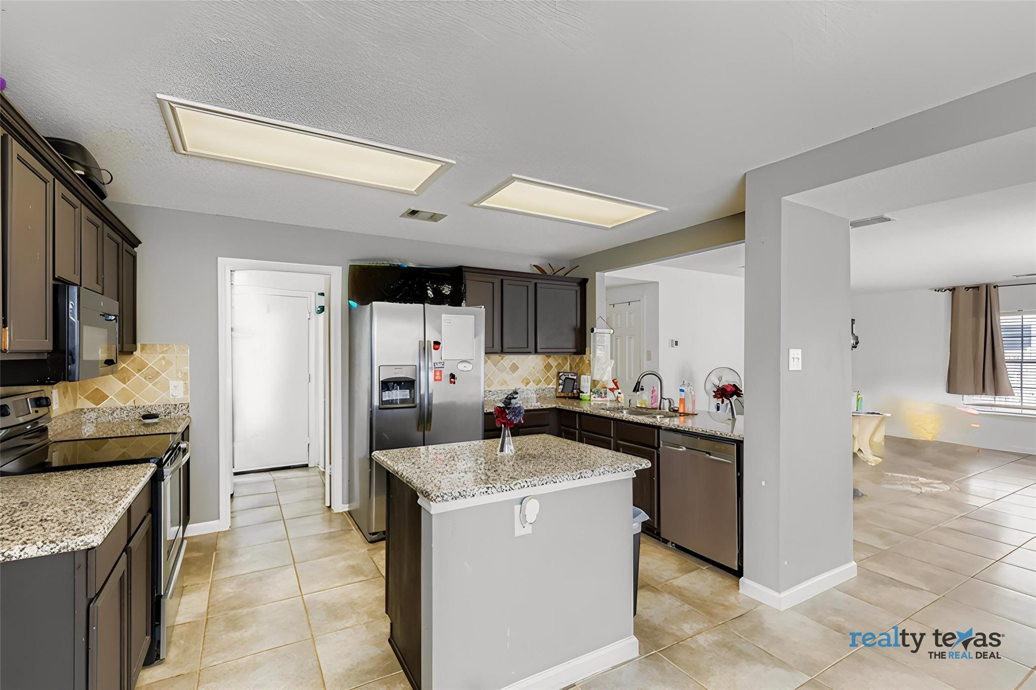 1006 Quail Valley Dr, Georgetown, TX 78626