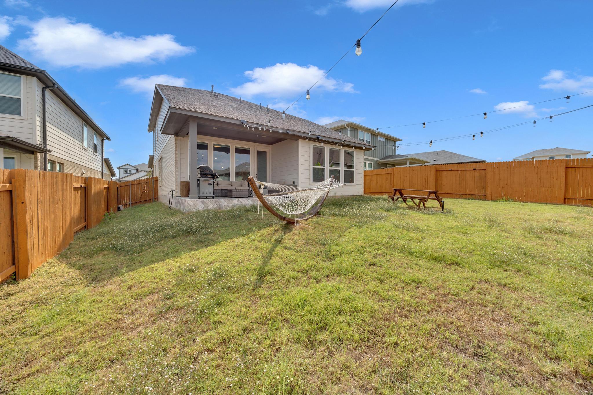6404 E Mallord Brook Bnd, Buda, TX 78610