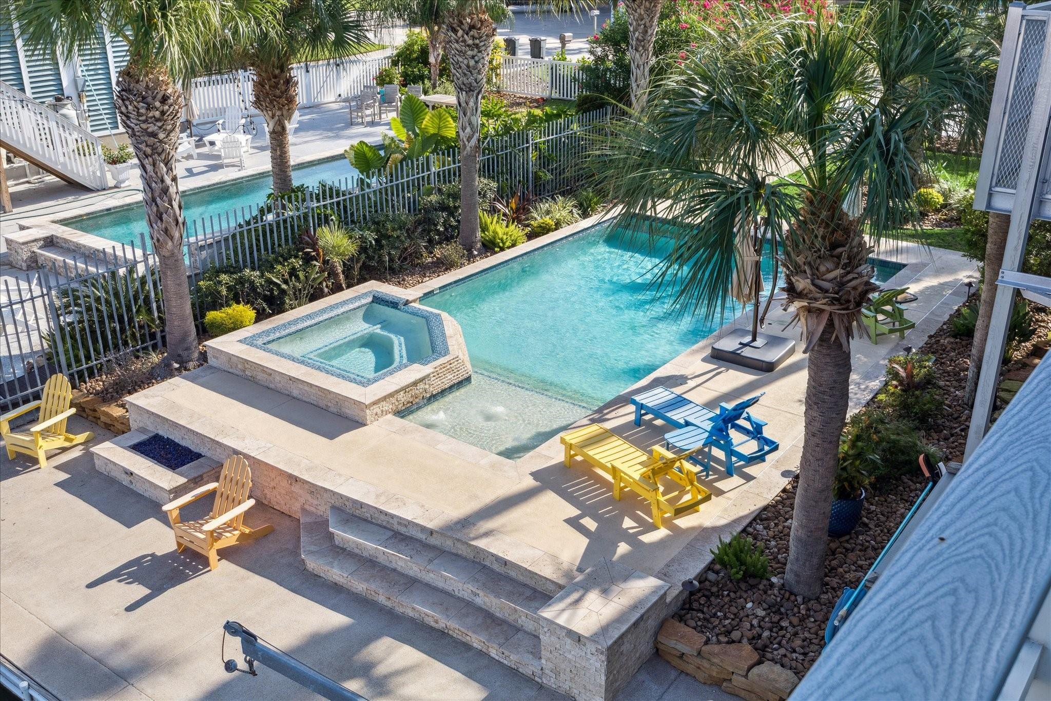 241 Tamana Dr, Galveston, TX 77554