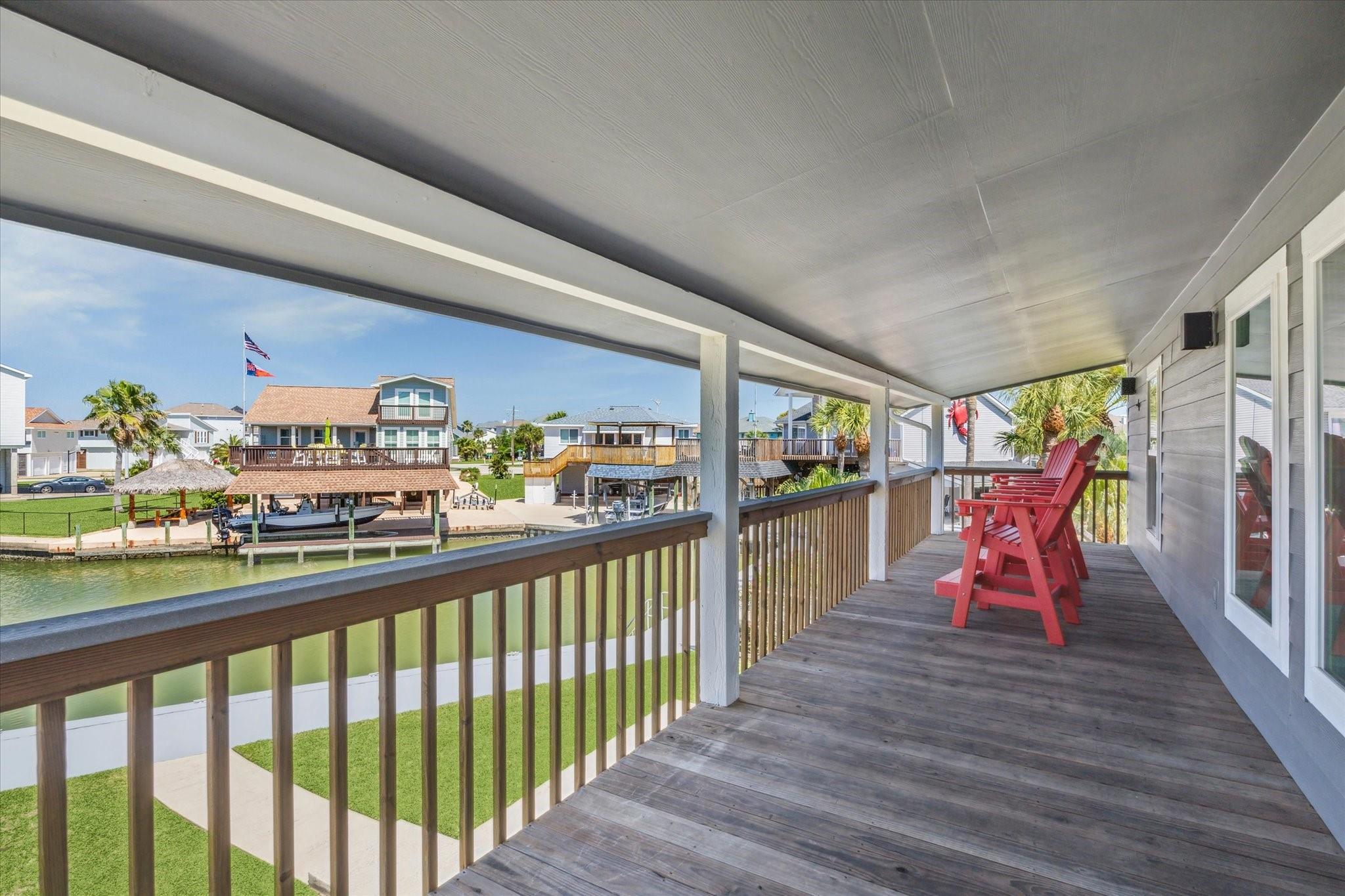 1775 Tiki Dr, Galveston, TX 77554