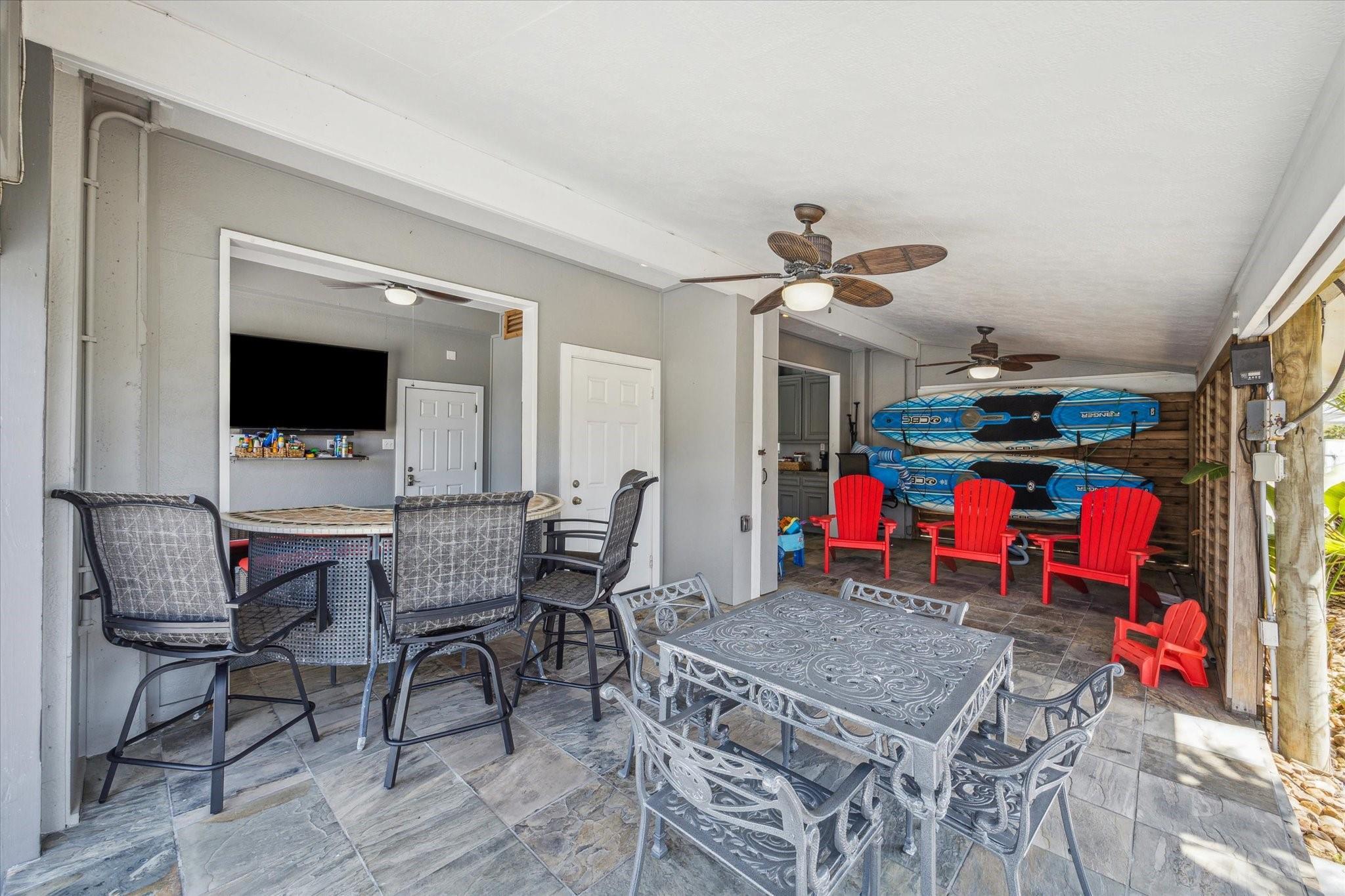 1775 Tiki Dr, Galveston, TX 77554