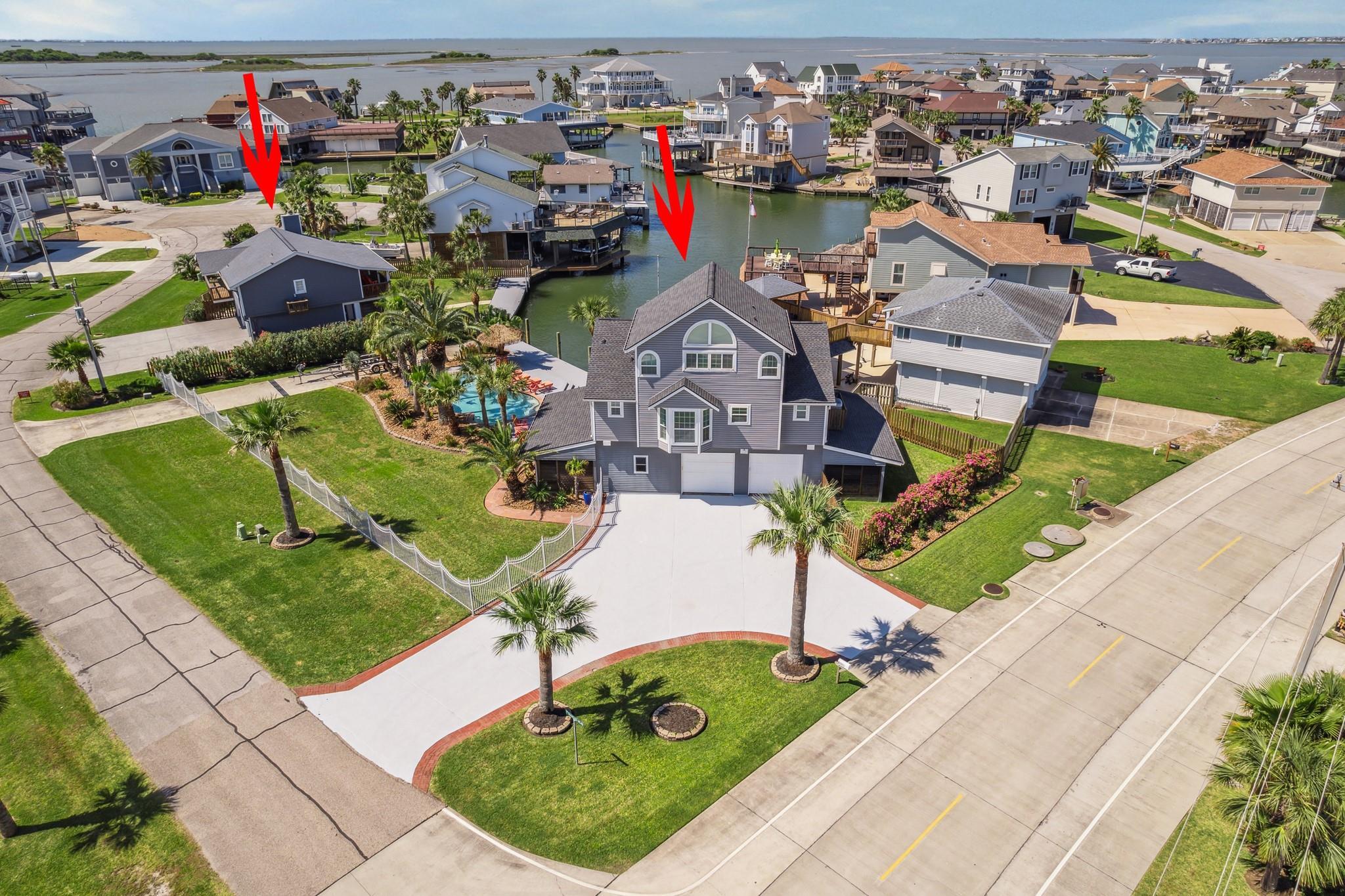 1775 Tiki Dr, Galveston, TX 77554