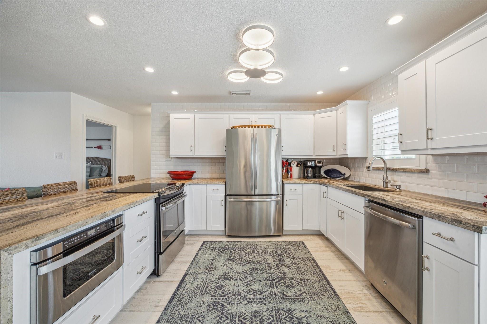 1775 Tiki Dr, Galveston, TX 77554