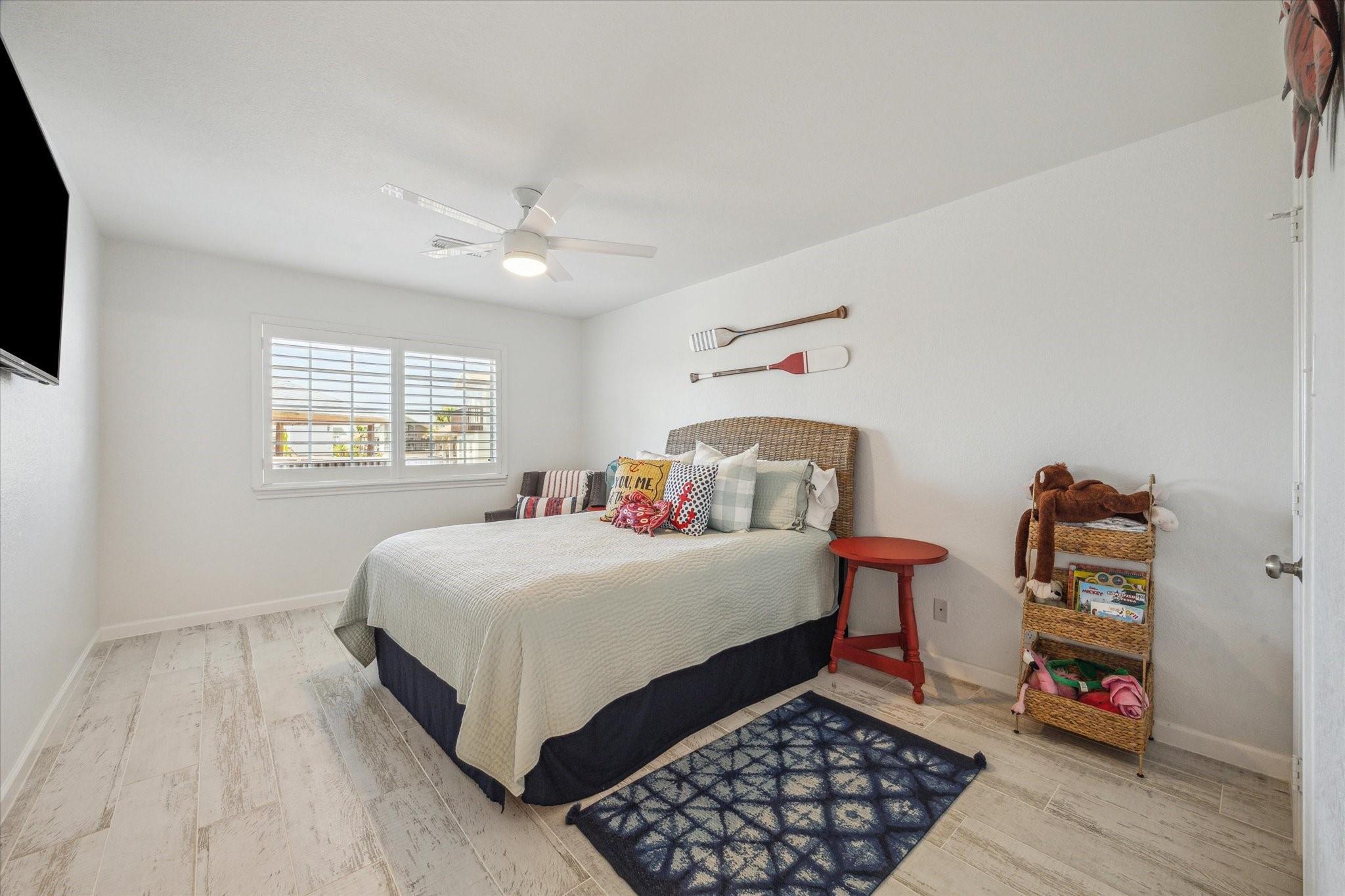 1775 Tiki Dr, Galveston, TX 77554