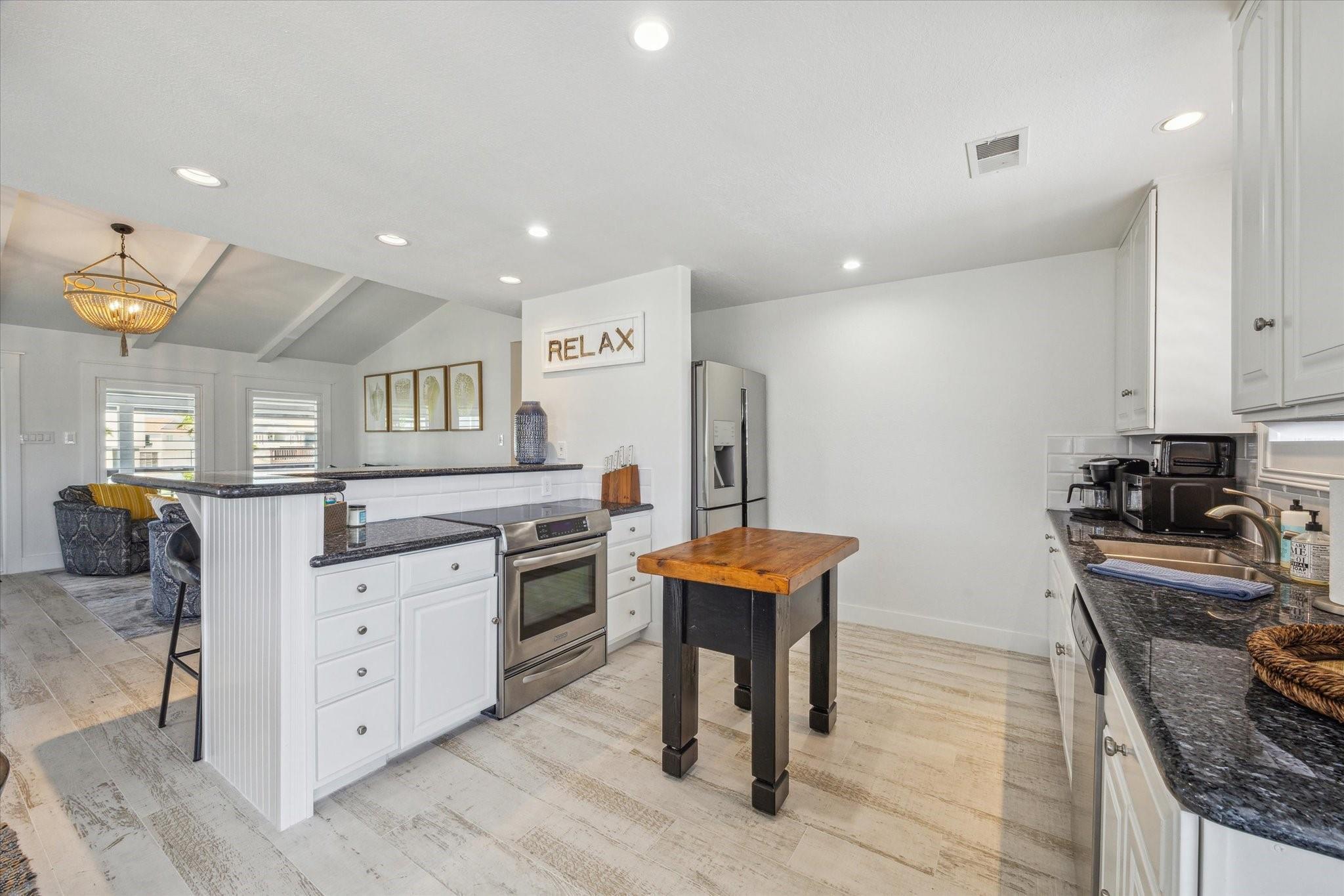 1775 Tiki Dr, Galveston, TX 77554