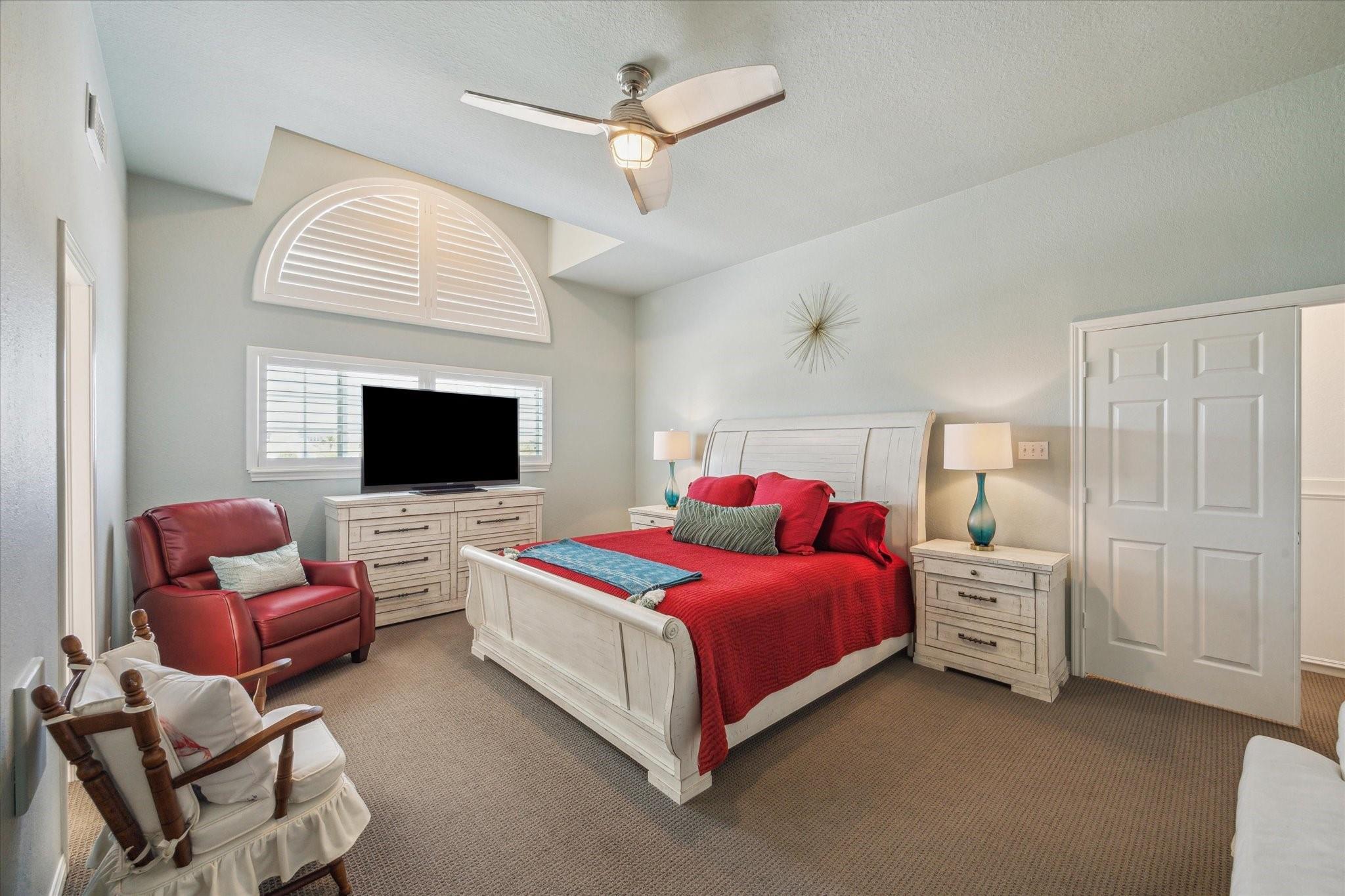 1775 Tiki Dr, Galveston, TX 77554