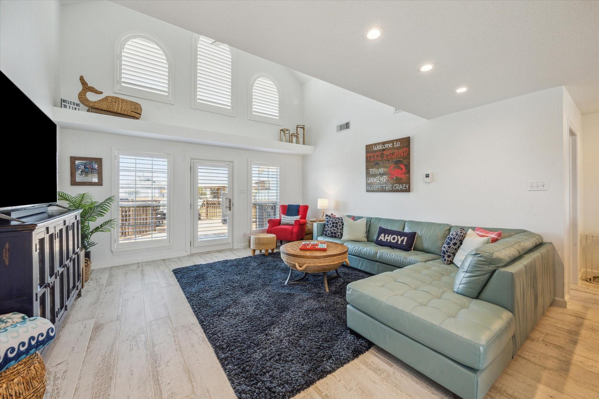 1775 Tiki Dr, Galveston, TX 77554