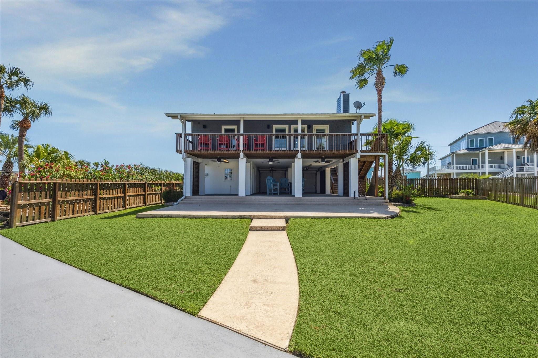 1775 Tiki Dr, Galveston, TX 77554