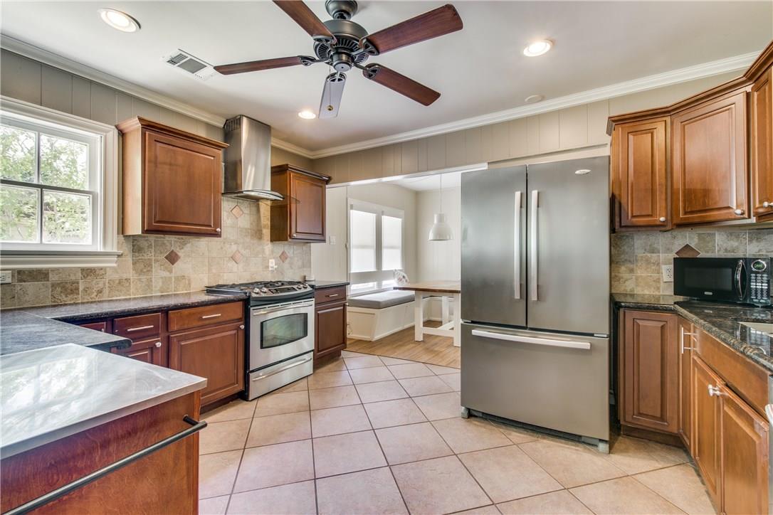 2206 Iva Ln # A, Austin, TX 78704