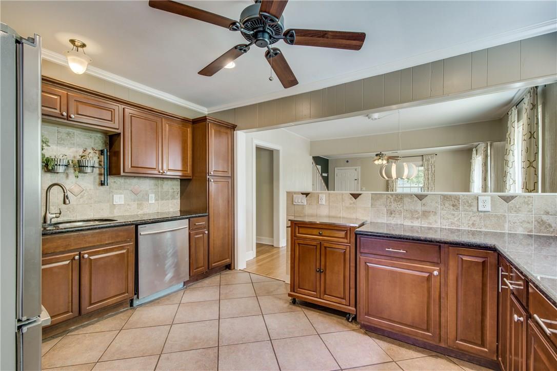 2206 Iva Ln # A, Austin, TX 78704