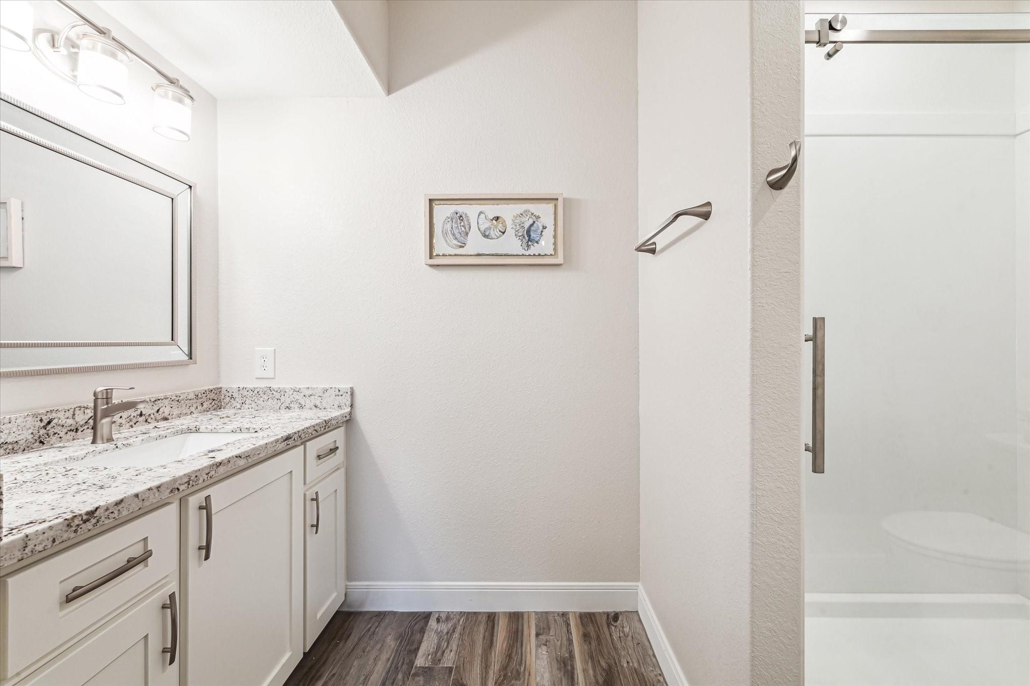 430 Amanda Cir, Galveston, TX 77554