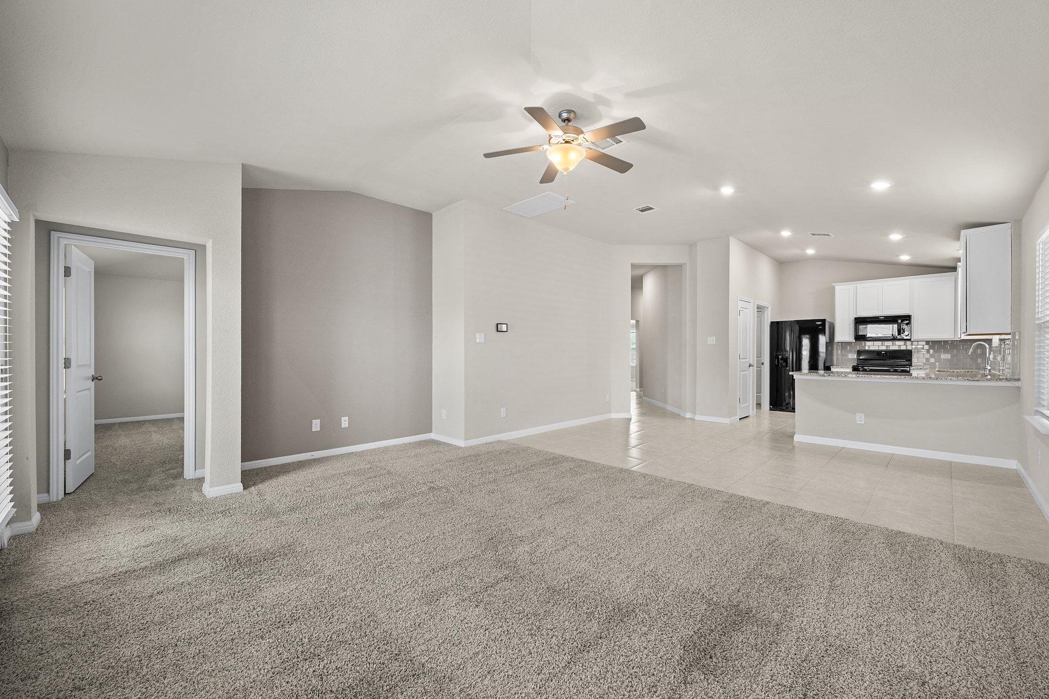 13716 Fallsprings Way, Manor, TX 78653