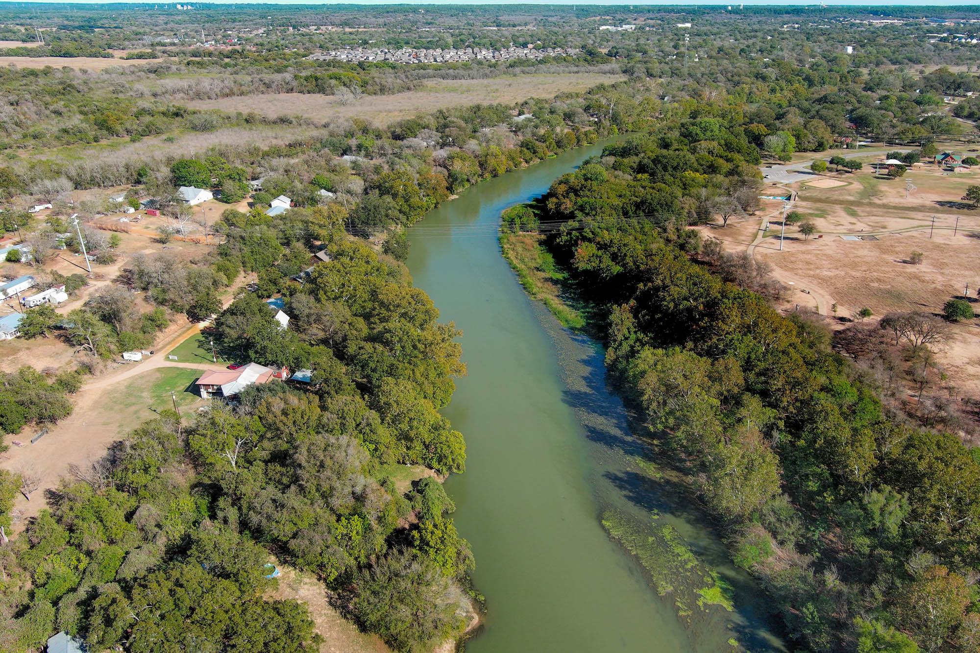 415 Patton Cv, Bastrop, TX 78602