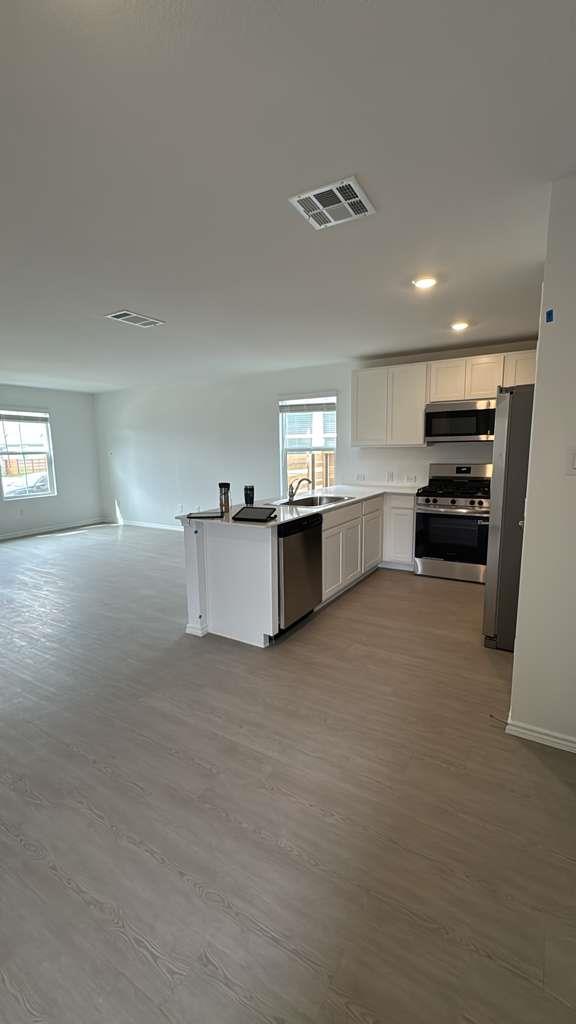 379 Keefer, Kyle, TX 78640