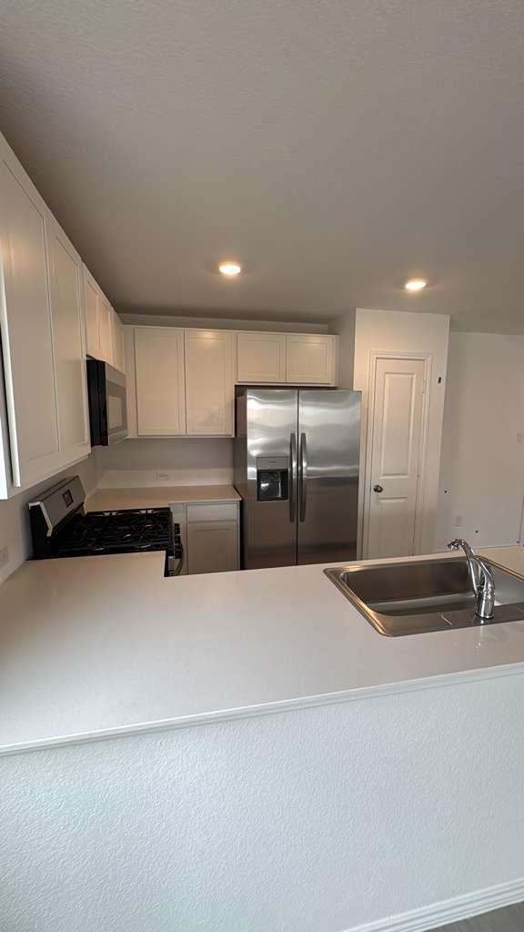 379 Keefer, Kyle, TX 78640