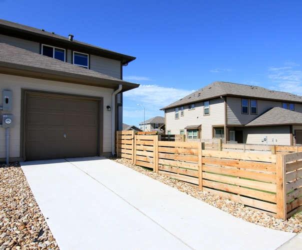 708 Tinton Falls Ln, Pflugerville, TX 78660