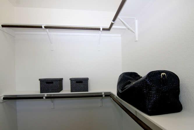 708 Tinton Falls Ln, Pflugerville, TX 78660